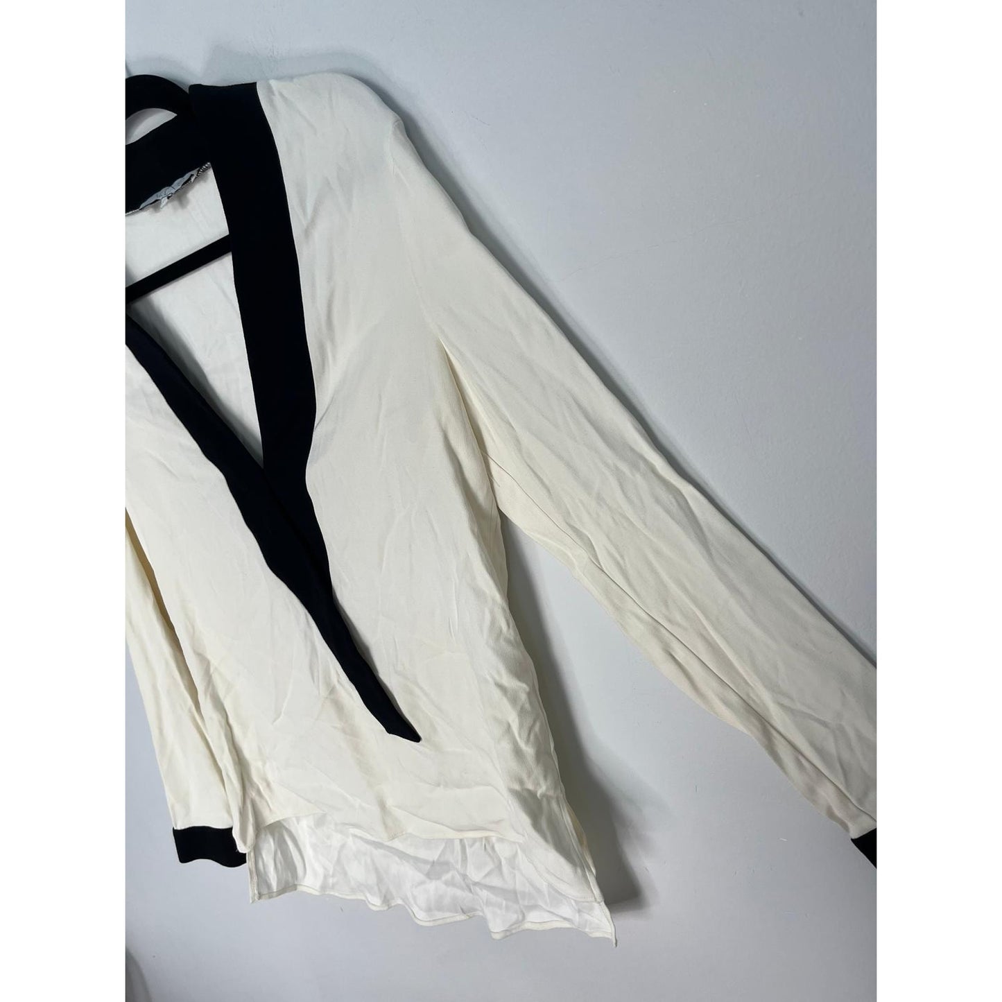 Alexis Contrast Trim Blouse Women XS Cream Black Long Sleeve Minimalist