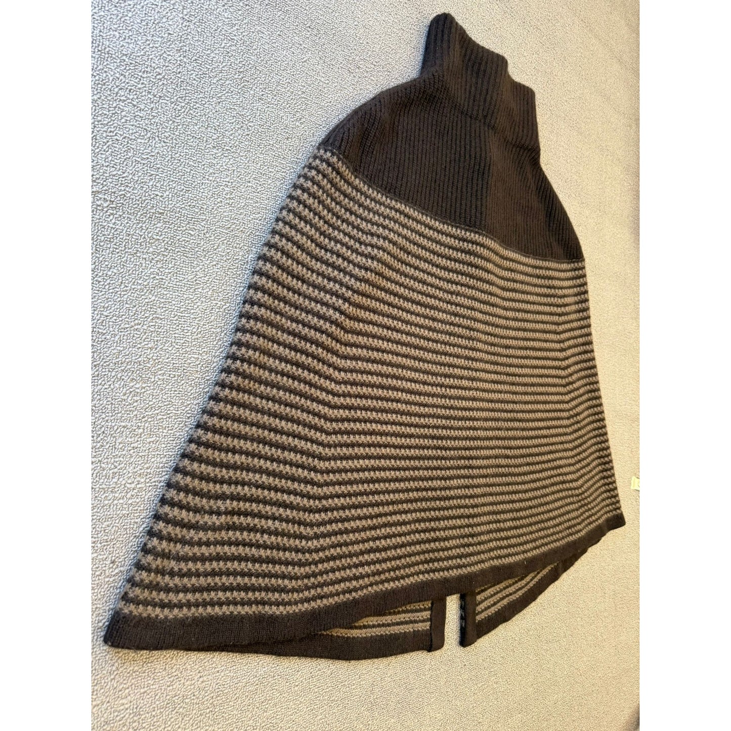 Raffi Cashmere M/L Brown Striped Knit Cape Poncho Toggle 100% Cashmere