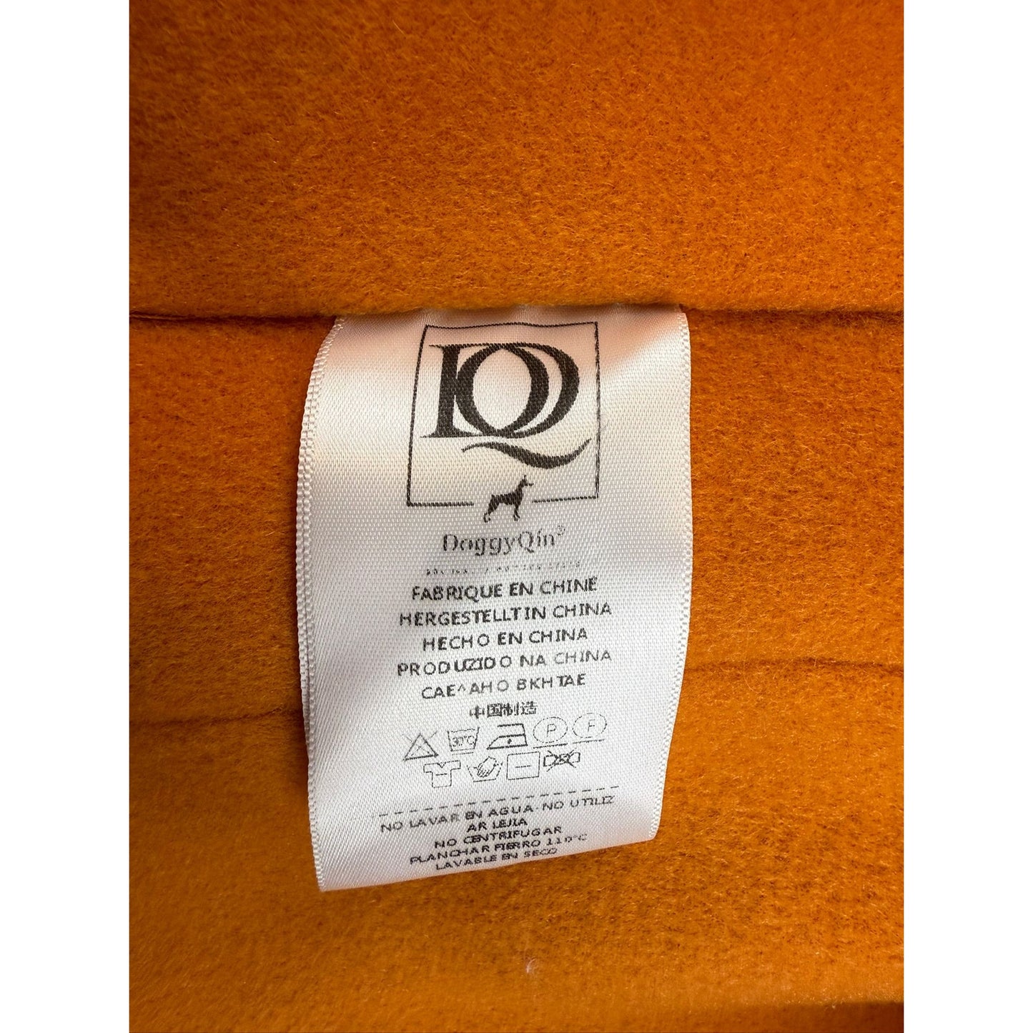 Doggy Qin Women's Small Orange Textured Edge Hooded Pocket Jacket