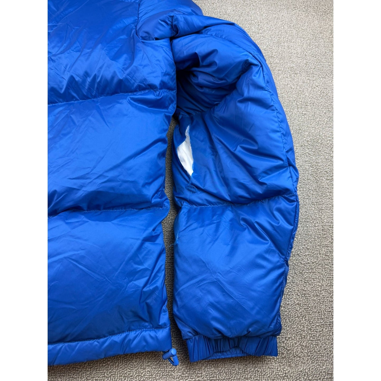 Sample Lacoste Men's Size Medium Blue Puffer Jacket Sample FW 22