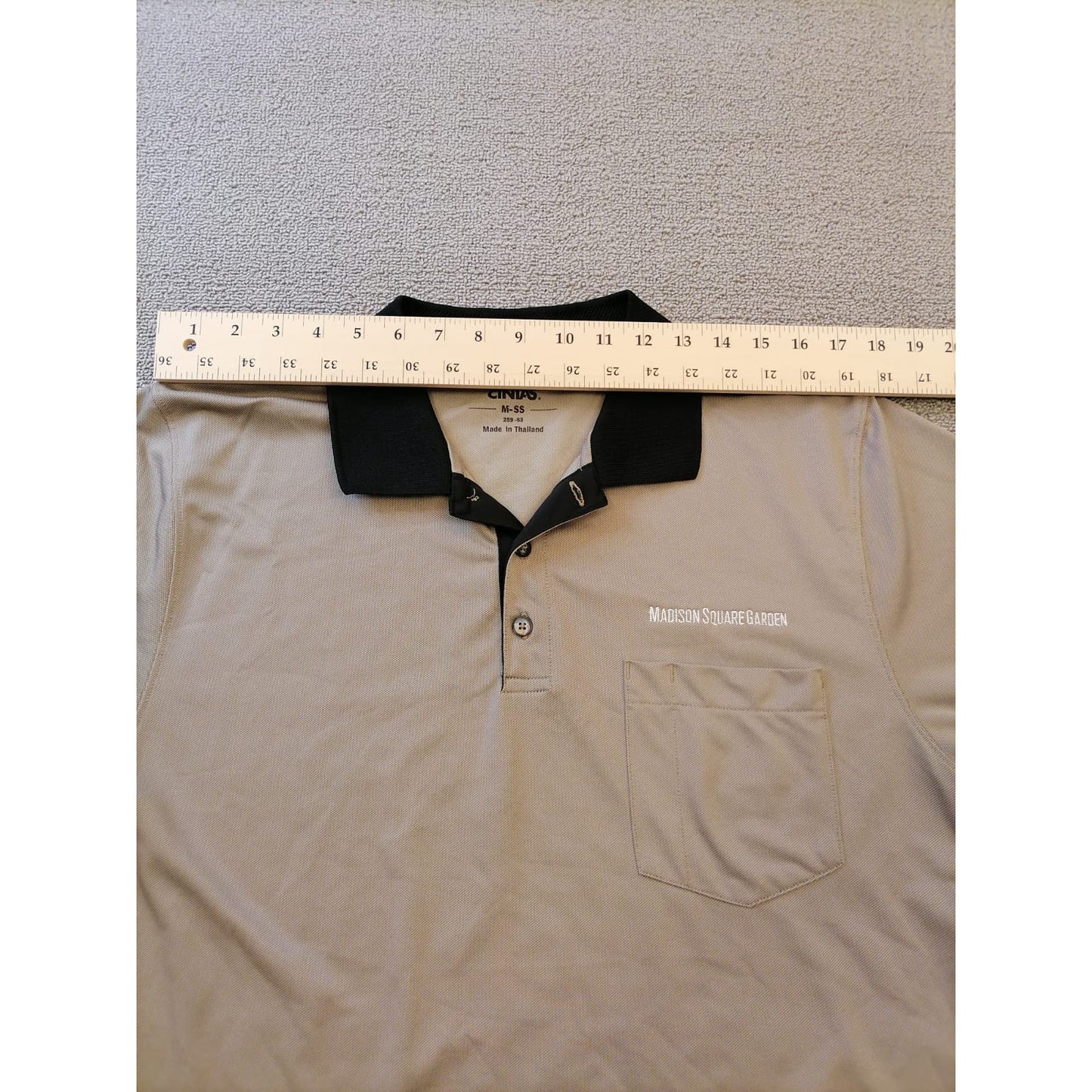 CINTAS Madison Square Garden Men M-SS Work Polo Light MSG Short Sleeve Grey