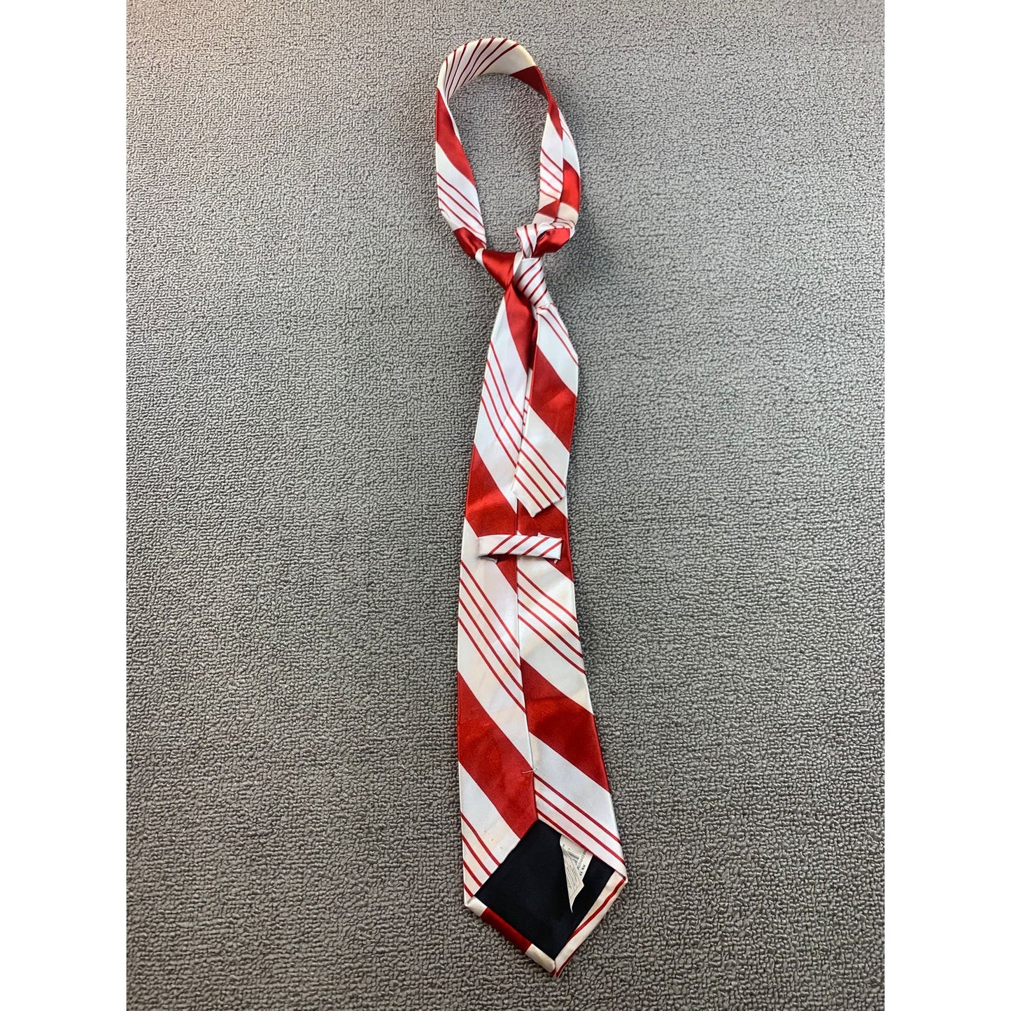 Unbranded Men Red White Christmas Holiday Striped Candy Cane Casual Tie
