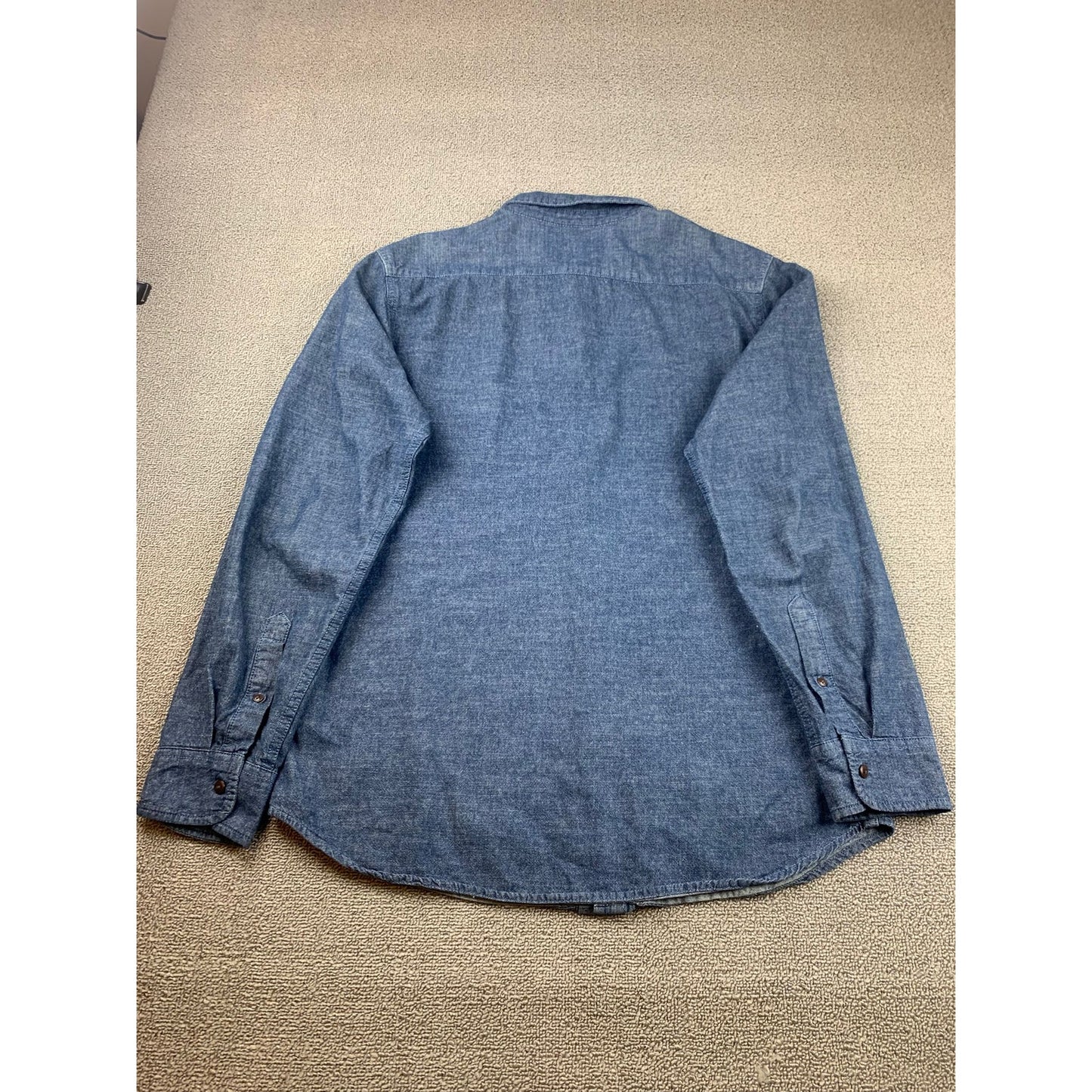 90s Vintage Levi’s Work Shirt Men's Large Blue Chambray Button-up