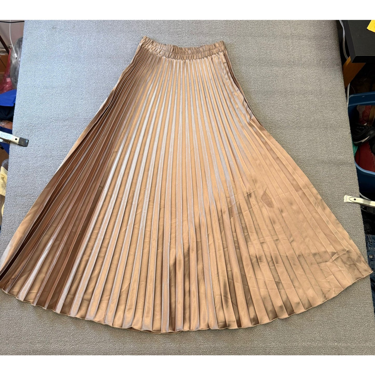 Merci Italia Women Small Pleated Midi Skirt Bronze Shimmer Flowy