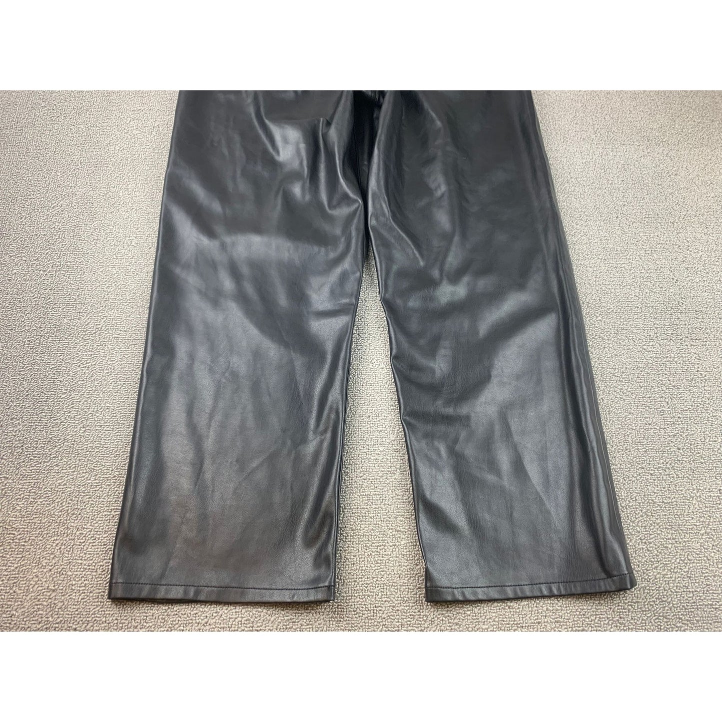 Levi's Women's 29 Black Faux Leather Ribcage Straight High Rise Pants