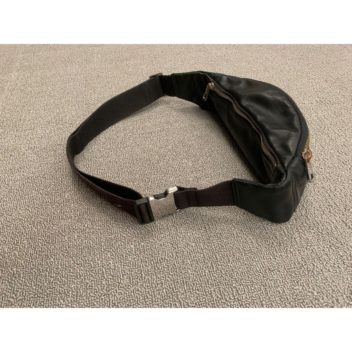 Lacoste One Size Black Leather Belt Bag Fanny Pack
