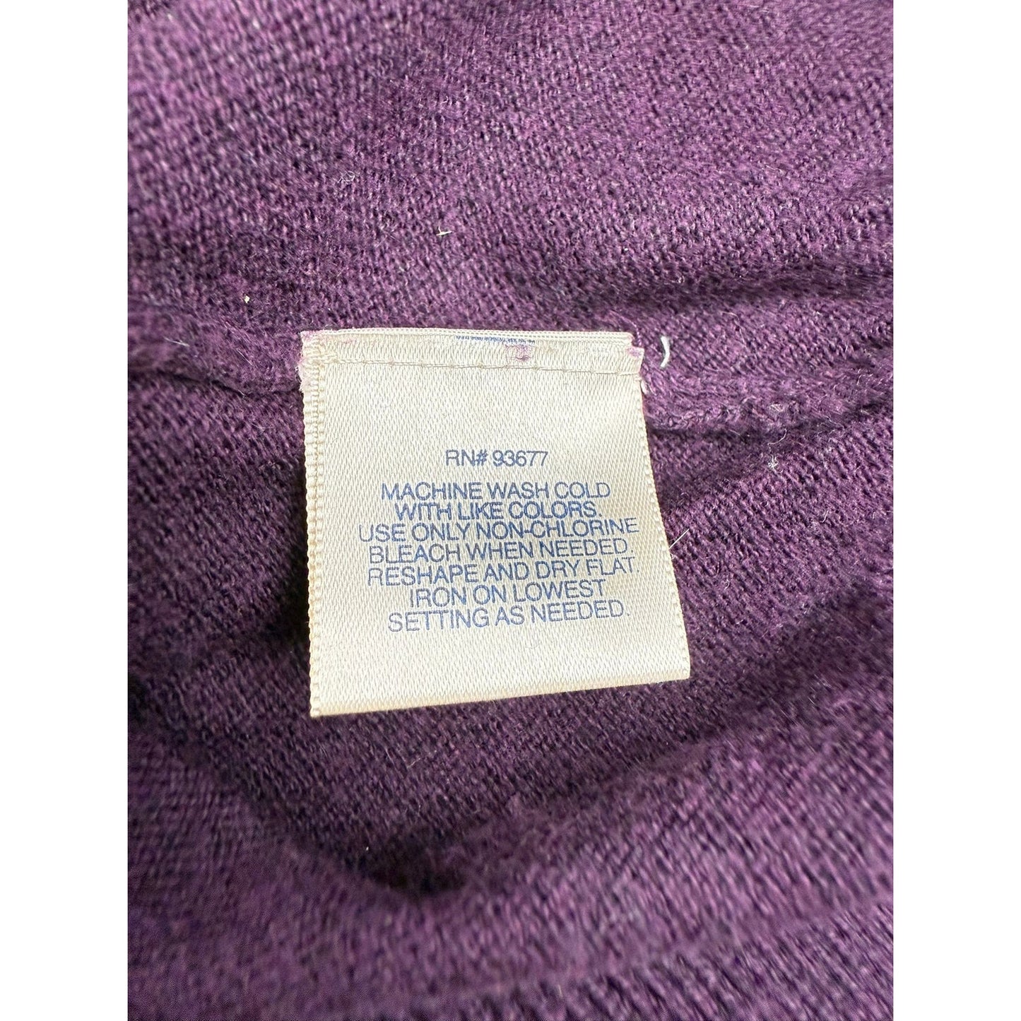 Y2k St. John's Bay Men's Medium Purple Lightweight V-Neck Sweater Cotton Blend