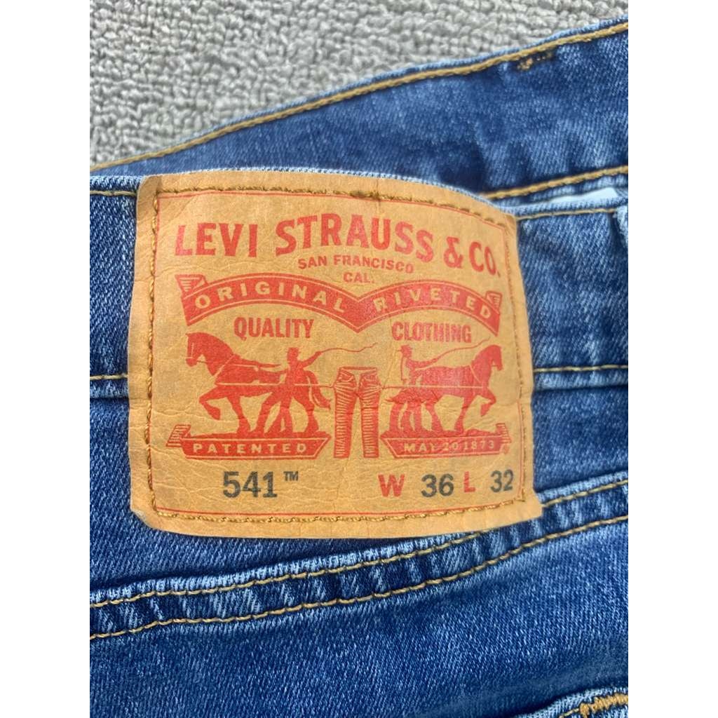 Levi's 541 Jeans Men's 36W 32L Blue Denim All Season Tech Athletic Fit