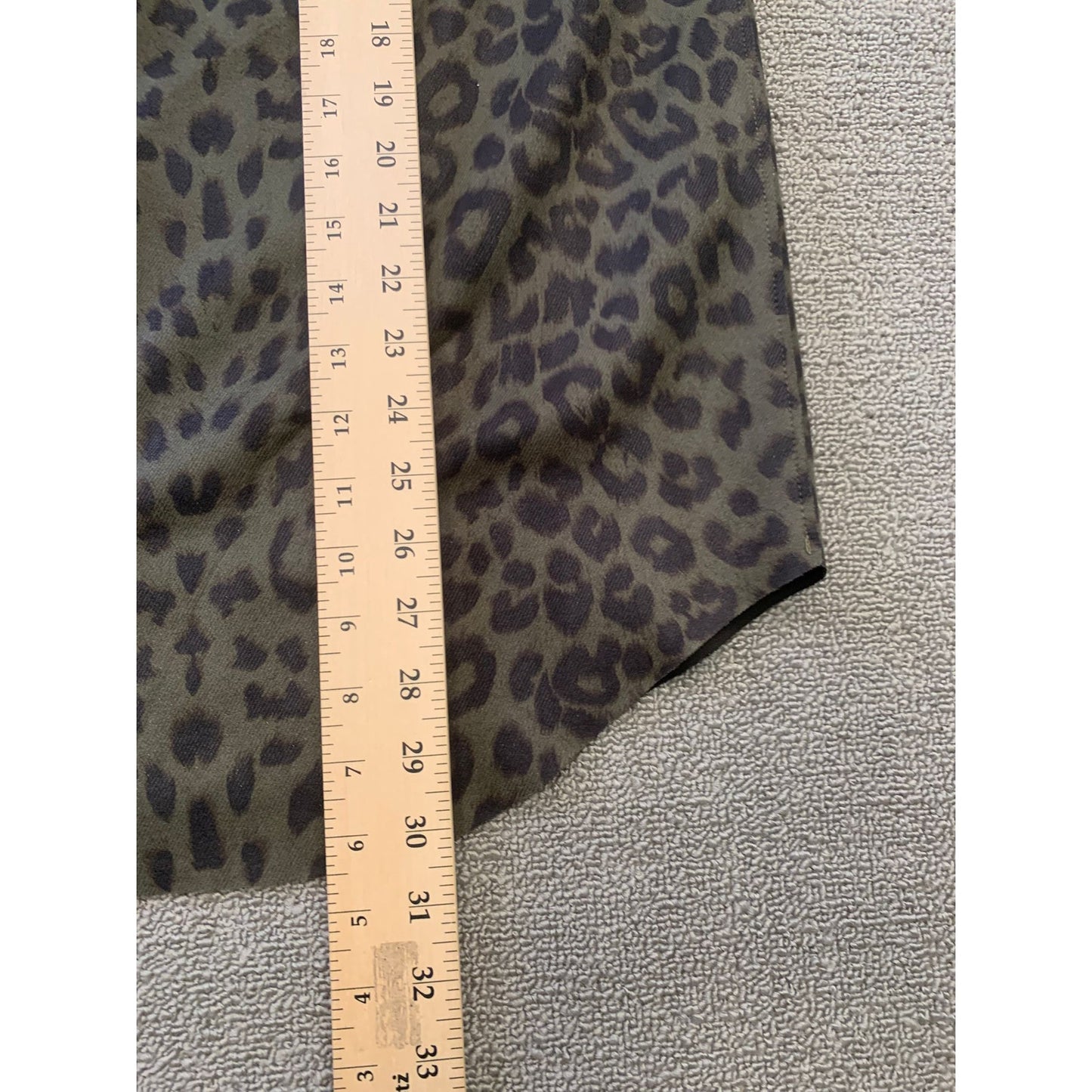 ZARA Women's Medium Olive Green Leopard Print Shacket
