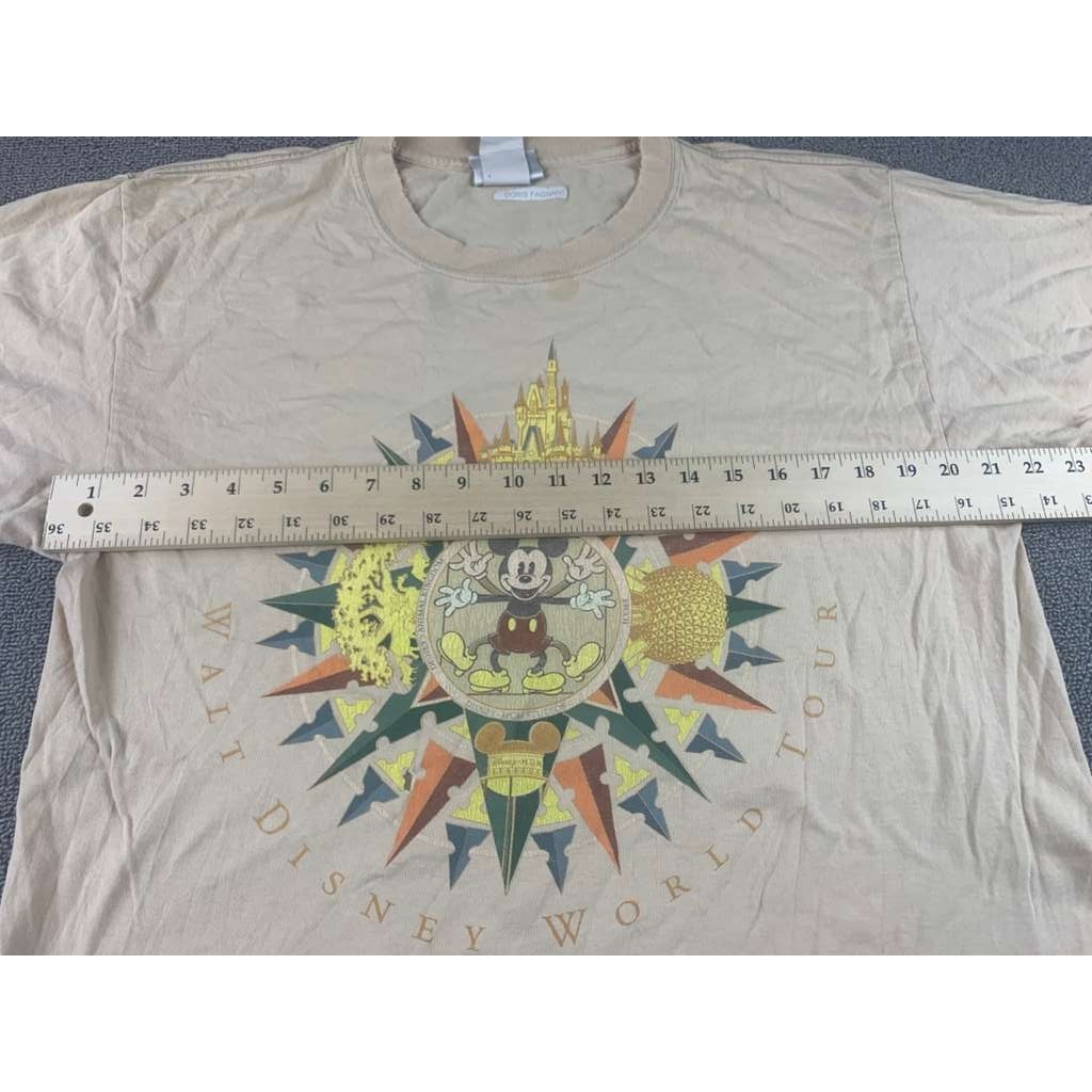 Vinatge Disney Tan Size Large World Tour Mickey Mouse Park Short Sleeve T Shirt