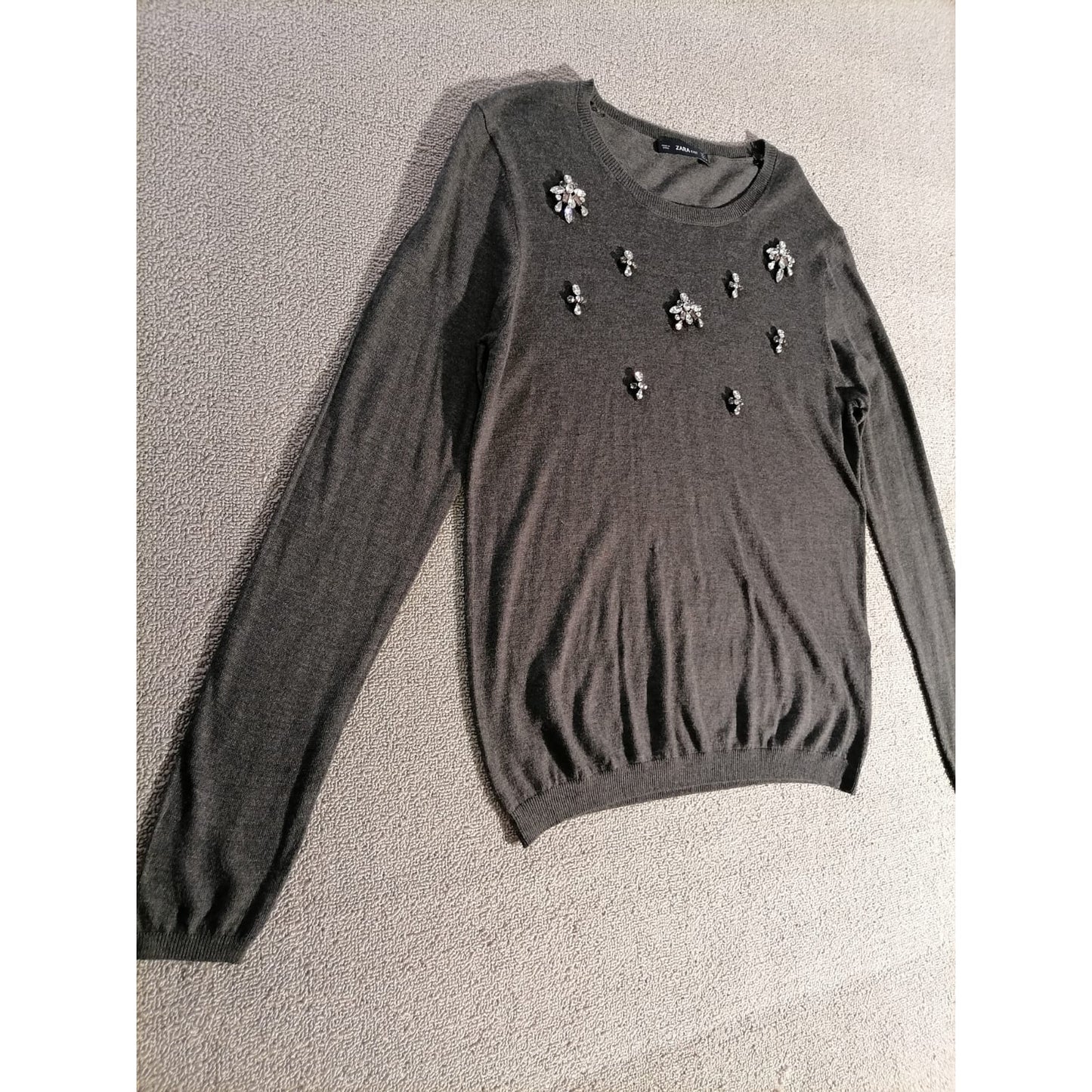 ZARA KNIT Large Female Grey Long Sleeve Rhinestone Embellished Knit Sweater Chic