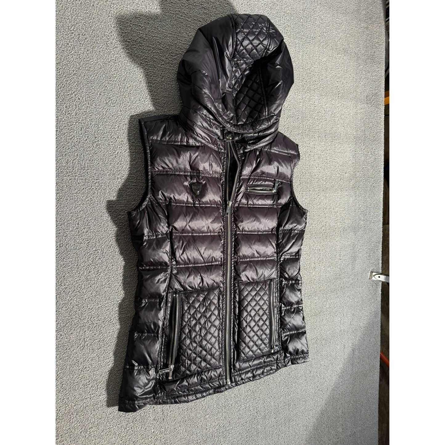 Pilot Athletic Quilted Puffer Vest Small Sleeveless Hooded Women Black
