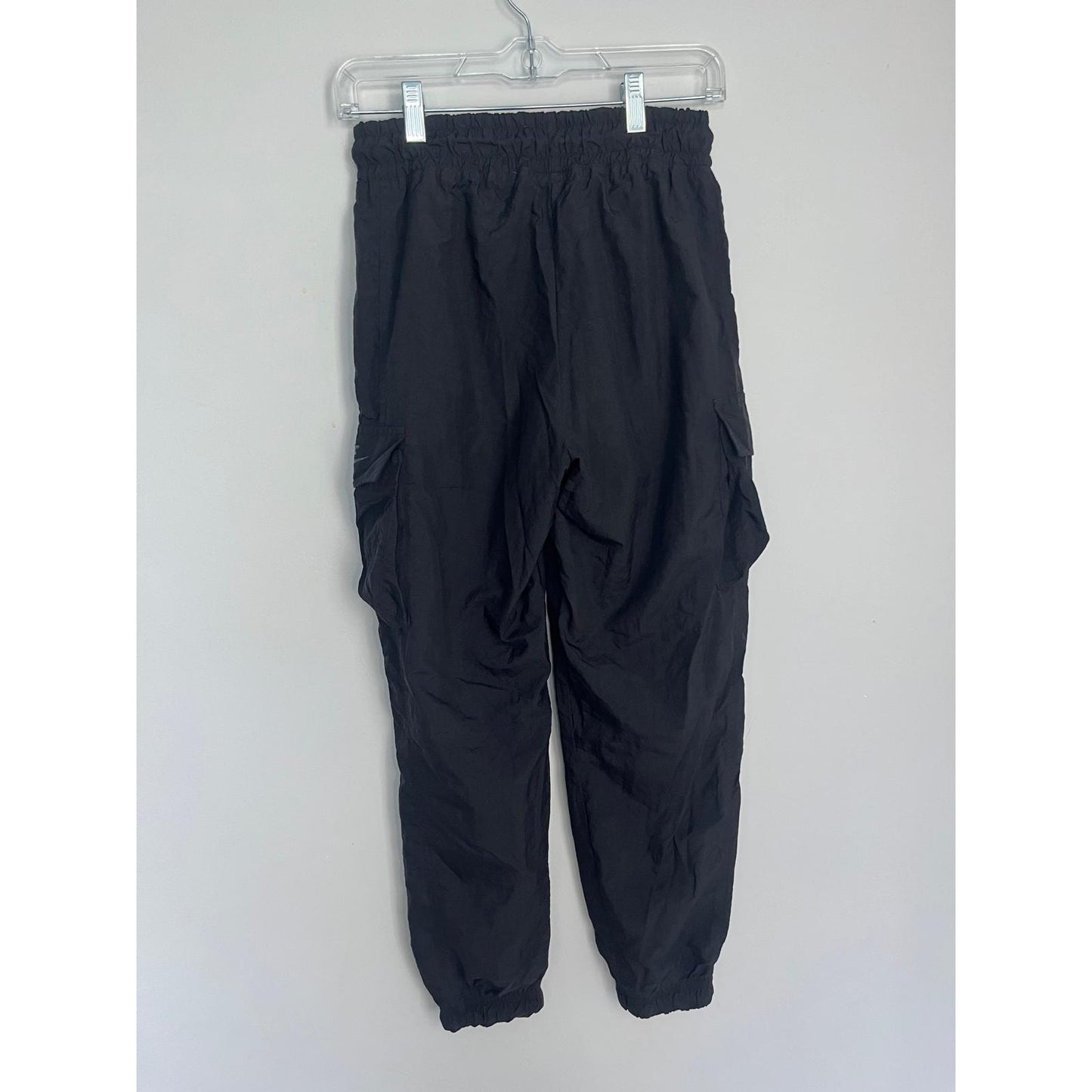Nike Cargo Pants Women XS Black Nylon Elastic Waist Pockets Jogger Style