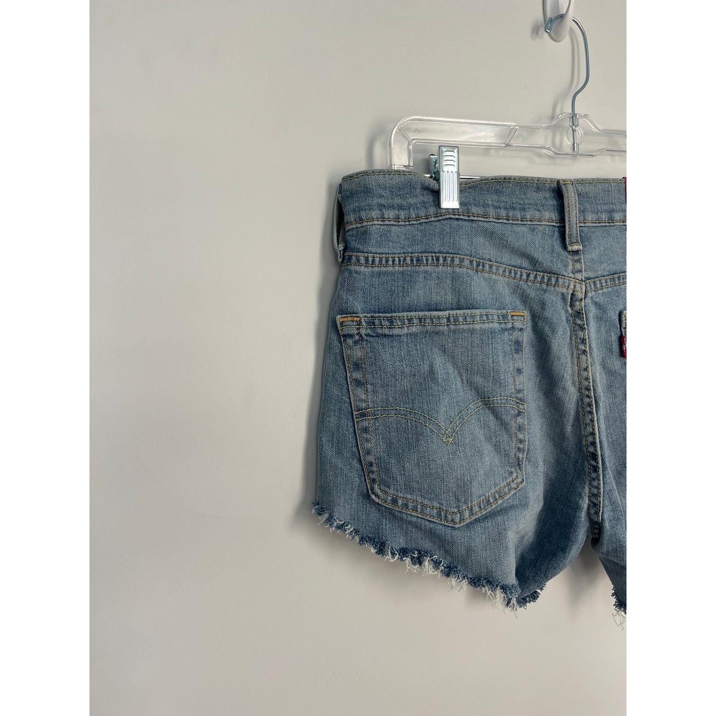 Levis 541 Denim Shorts Women 32 Distressed Raw Hem High Rise