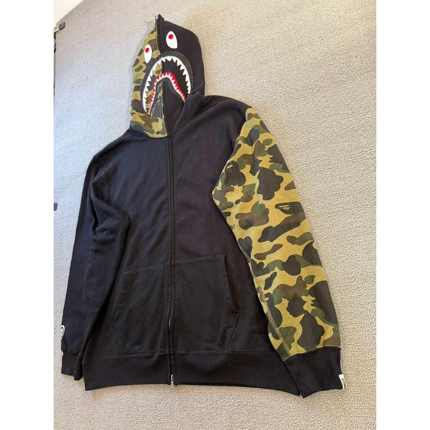 A Bathing Ape BAPE Mens Shark Hoodie 2XL Black Camo Full Zip Jacket