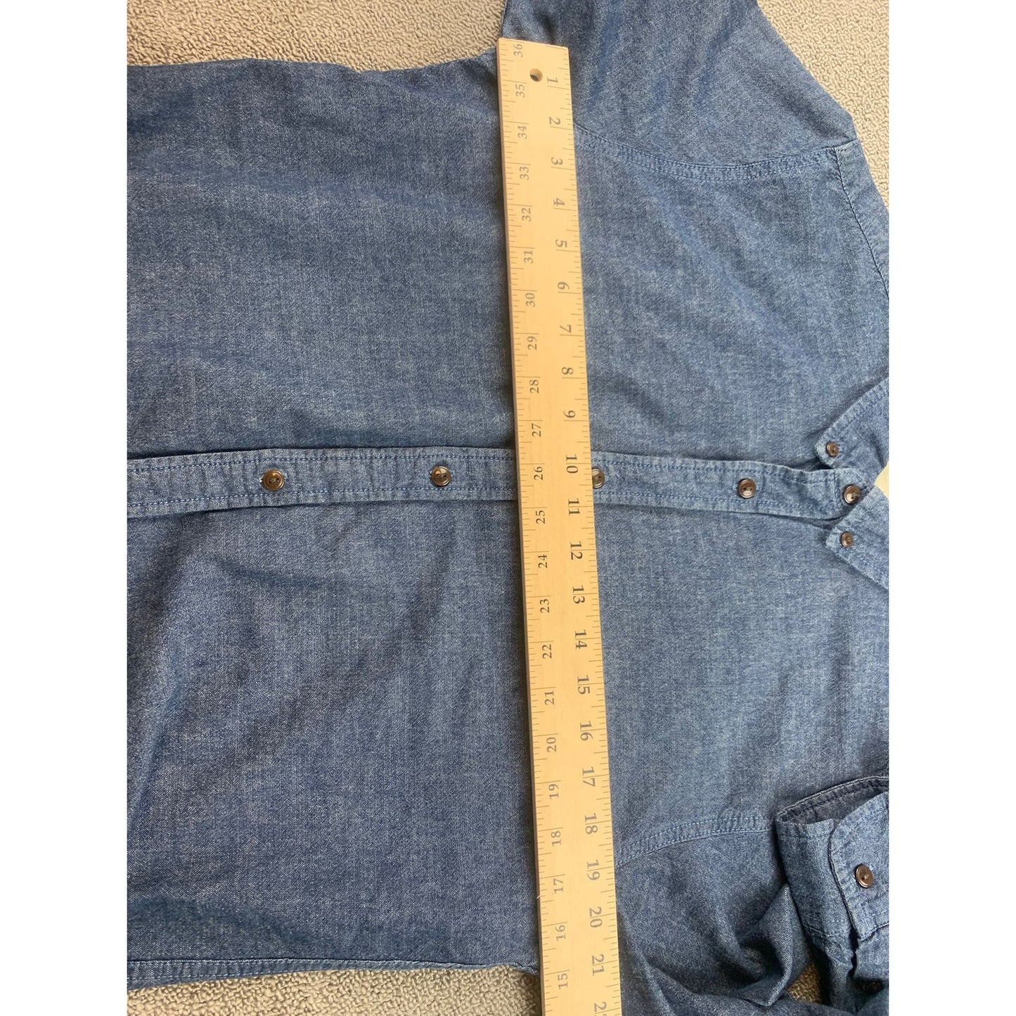 90s Vintage Levi’s Work Shirt Men's Large Blue Chambray Button-up