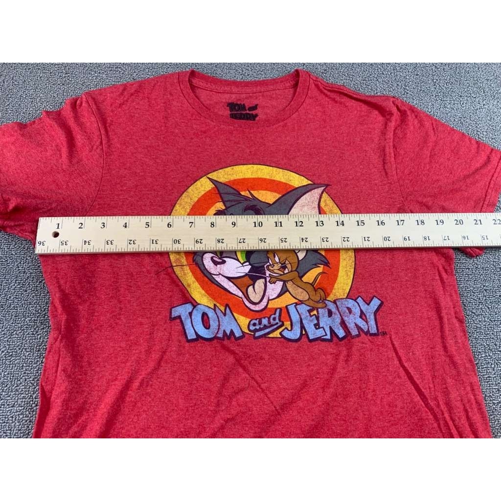 Tom and Jerry Mens M Red Heather Crewneck Cartoon Graphic T Shirt