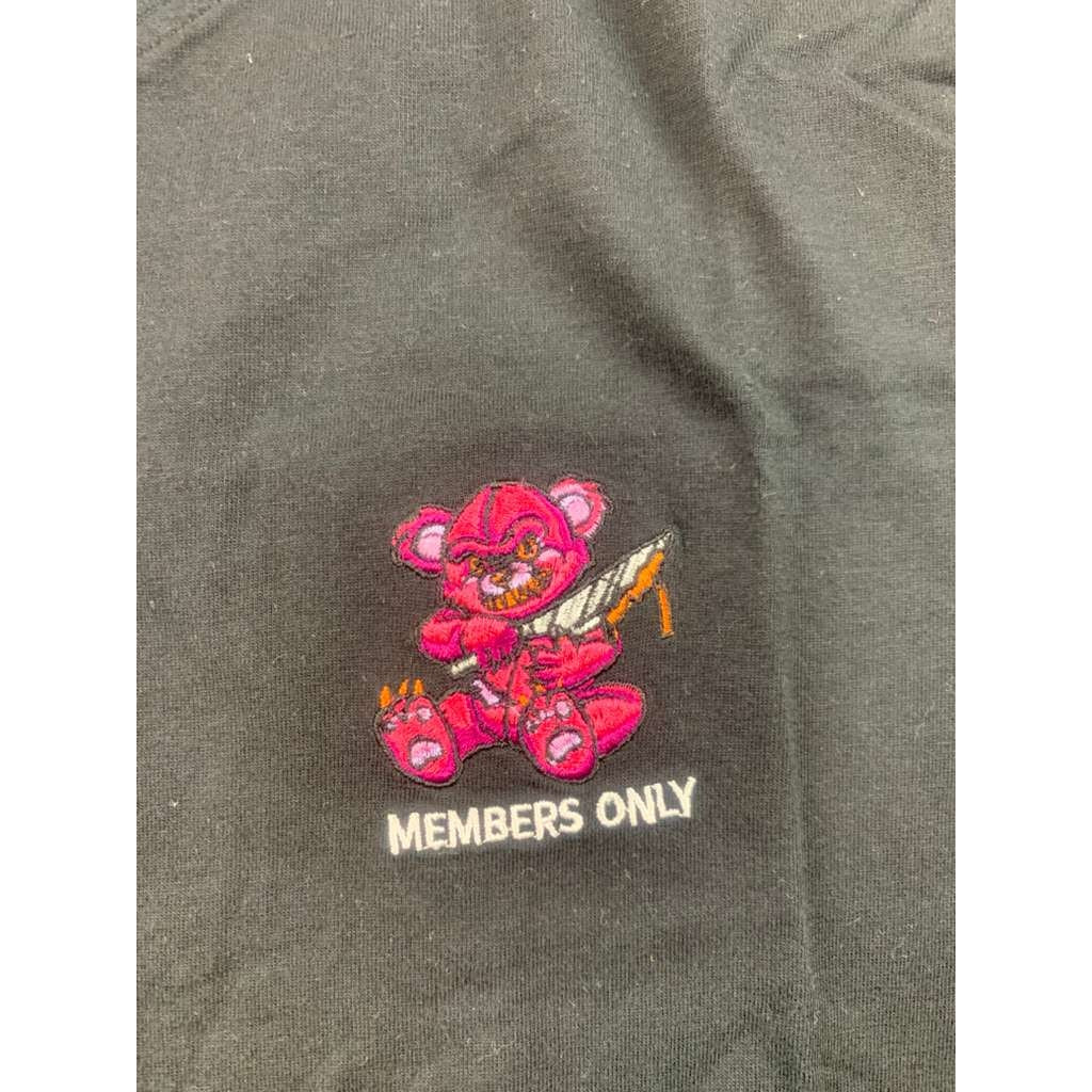 Members Only Graphic T Shirt Men M Embroidered Black Chest Logo Pink Bear Knife