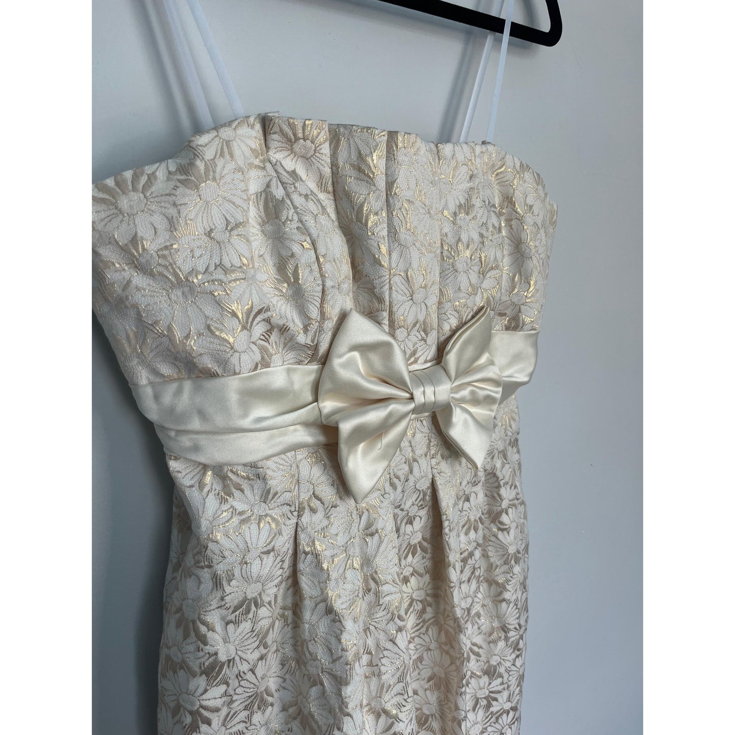 Betsy & Adam Strapless Mini Dress Women 12 Floral Brocade Bow Cream Gold