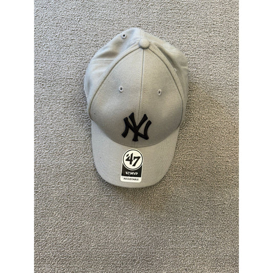 47 Brand New York Yankees Men's OSFA Grey Baseball Cap Adjustable