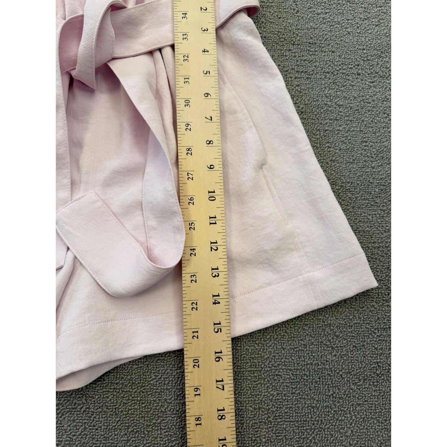 Aritzia Wilfred Women's Size 2 Pink Paper Bag Waist Shorts Belted Summer Casual