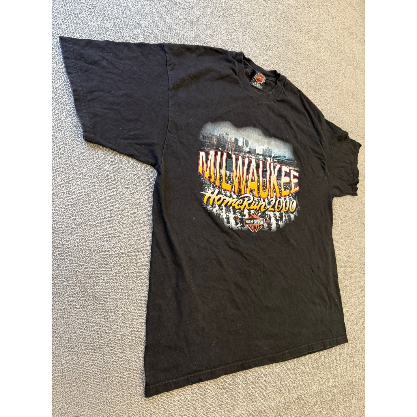 Harley-Davidson Men's XL Milwaukee HomeRun 2000 Graphic T-Shirt W/ Hole