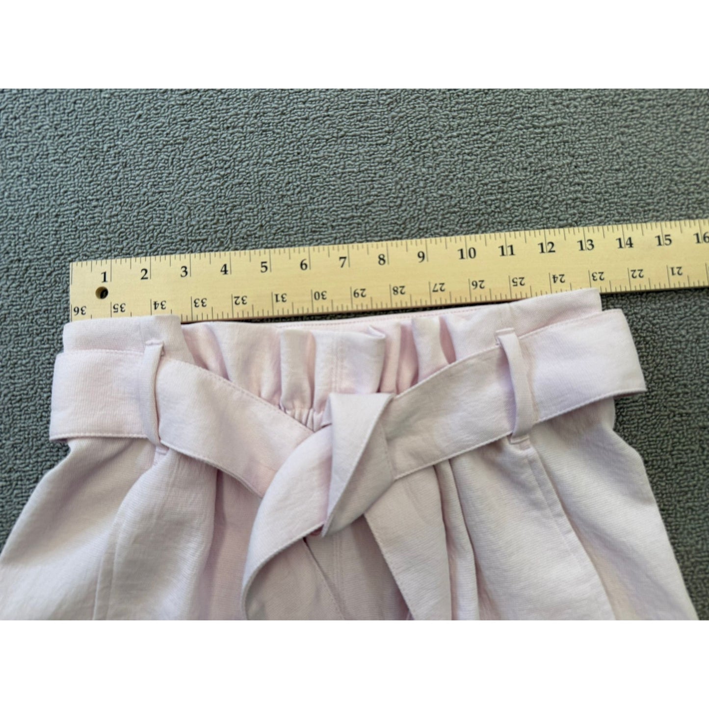 Aritzia Wilfred Women's Size 2 Pink Paper Bag Waist Shorts Belted Summer Casual