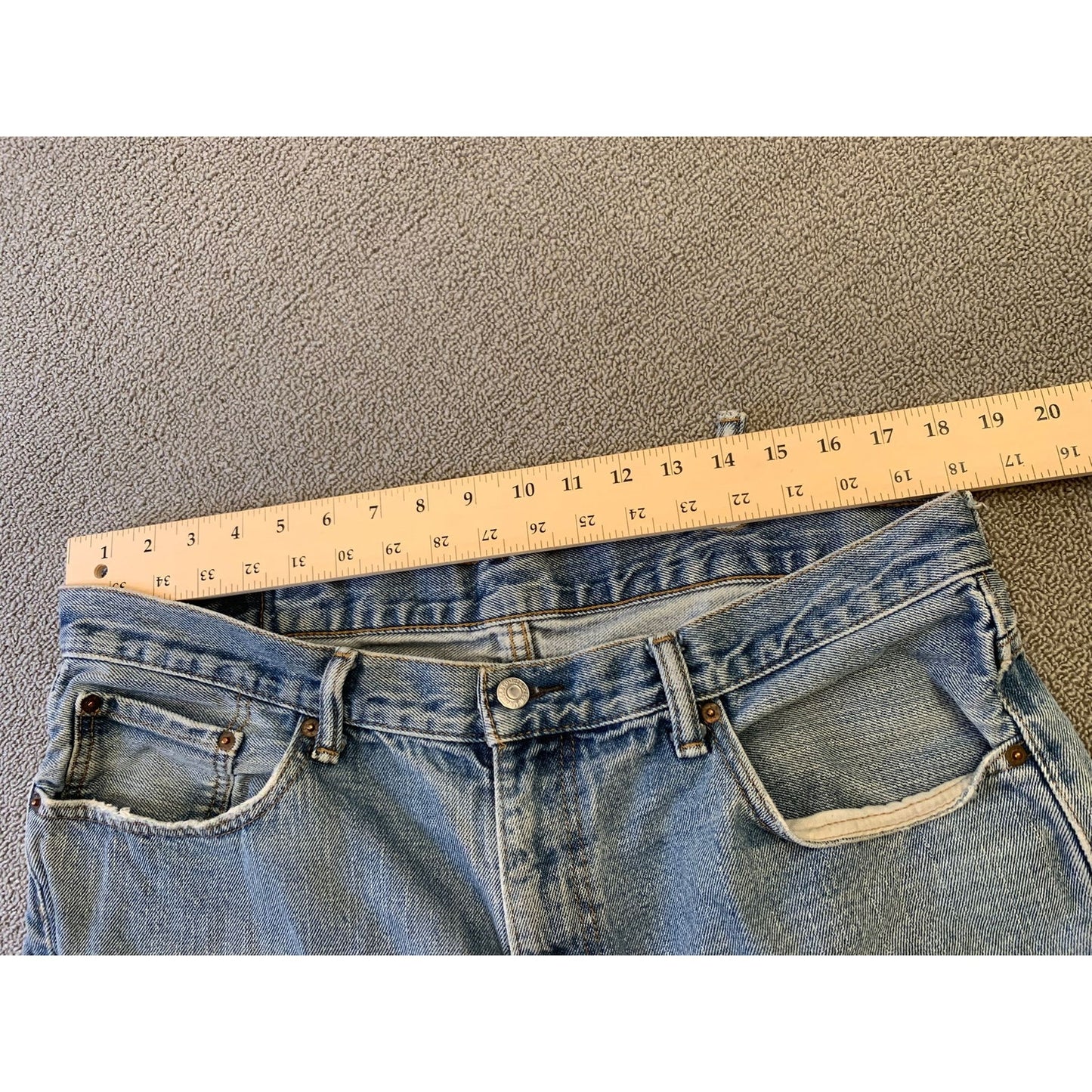 Levi's 550 Men 38x32 Blue Loose Fit Tapered Leg Jeans