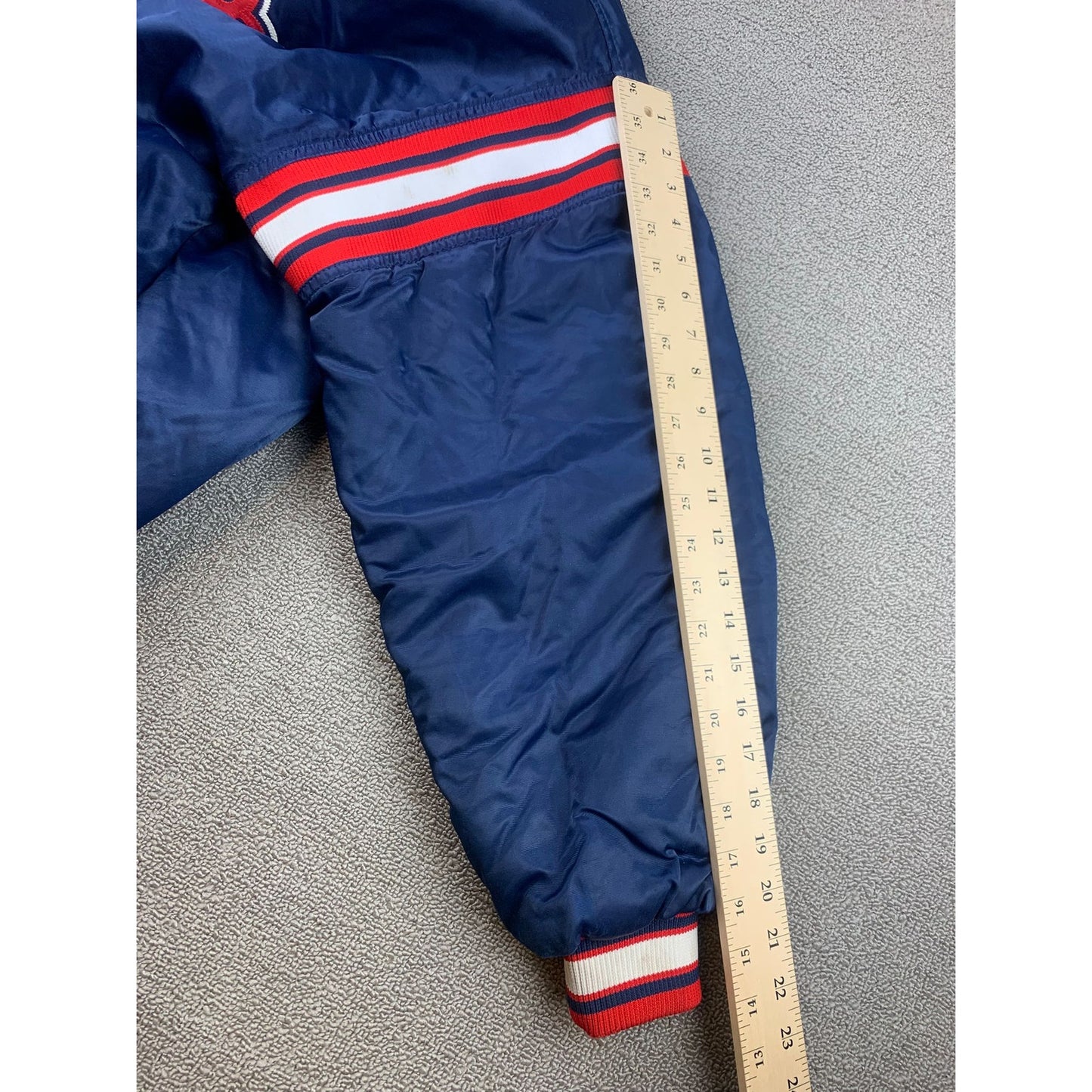 Genuine Men's Large Vintage Fit Navy Blue Red Indians Varsity Jacket Baseball