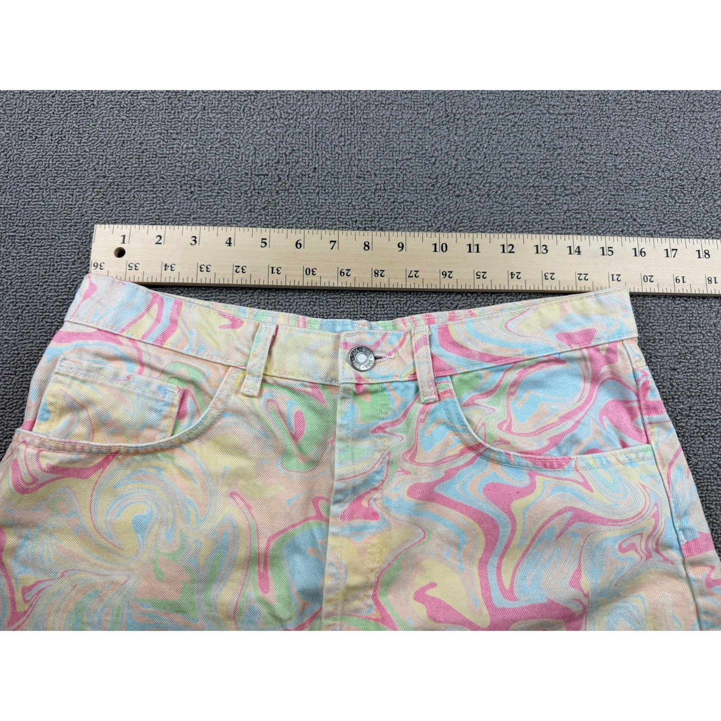 Zara Women's 10 Pastel Multi-Color Frayed Hem Swirl Print Tie Die Denim Shorts