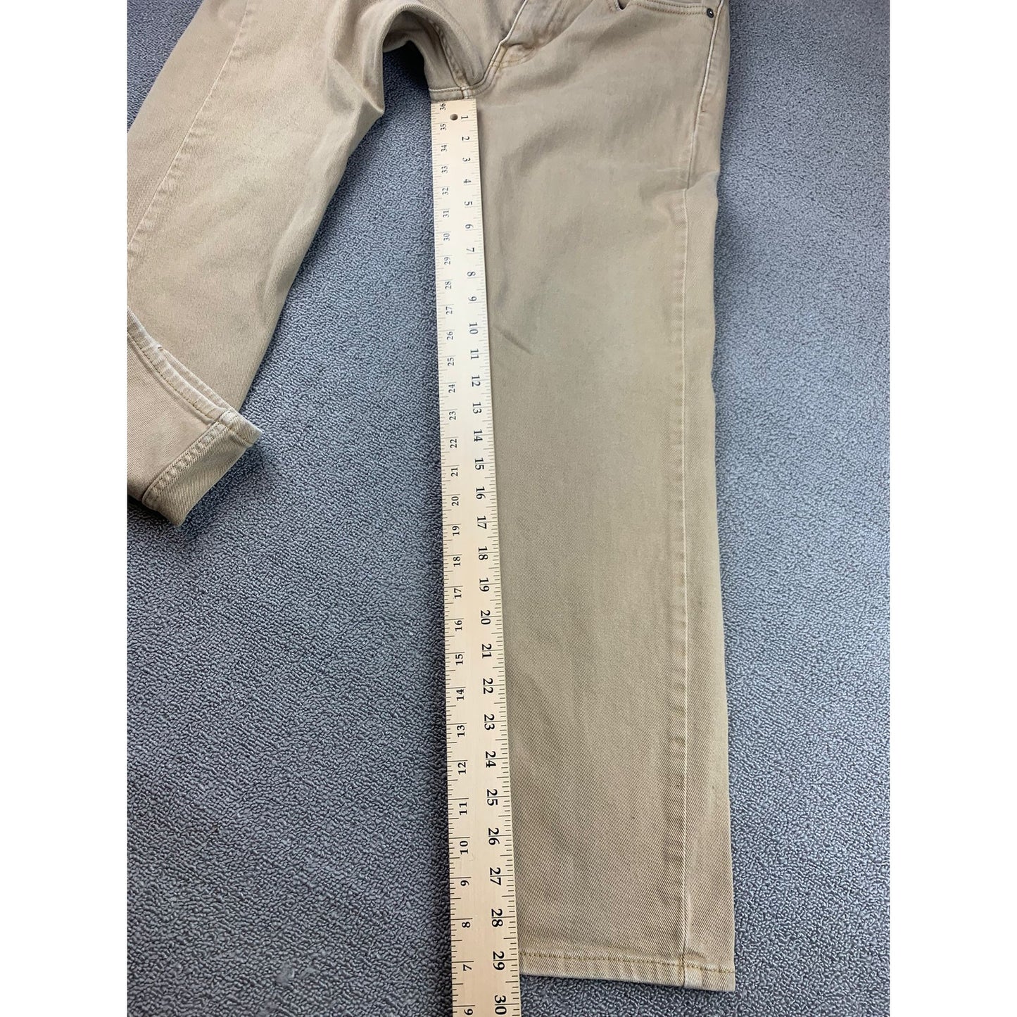 Levi's Men's 31x32 514 Straight Fit Beige Chino Khaki Jeans