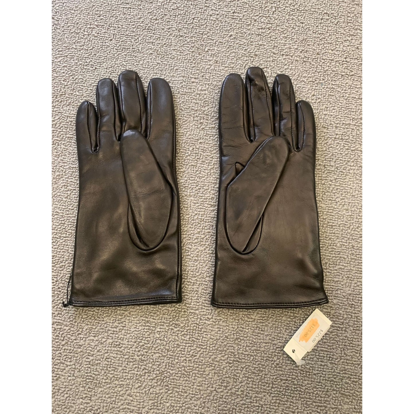 Carolina Amato Women 8 Black Genuine Leather Biker Gloves With Chain Detail