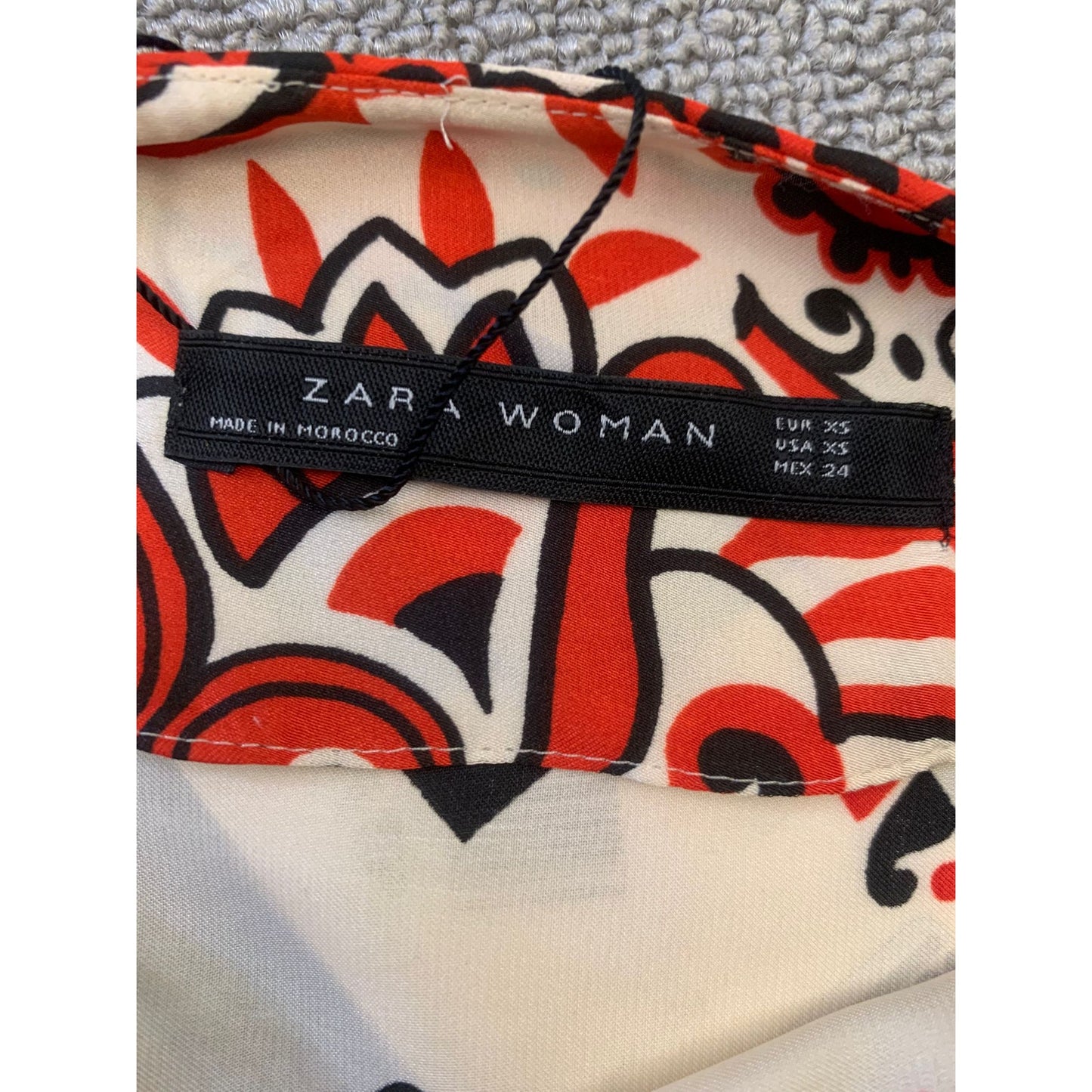 Zara Women's XS White Red Black Patterned Long Sleeve Dress