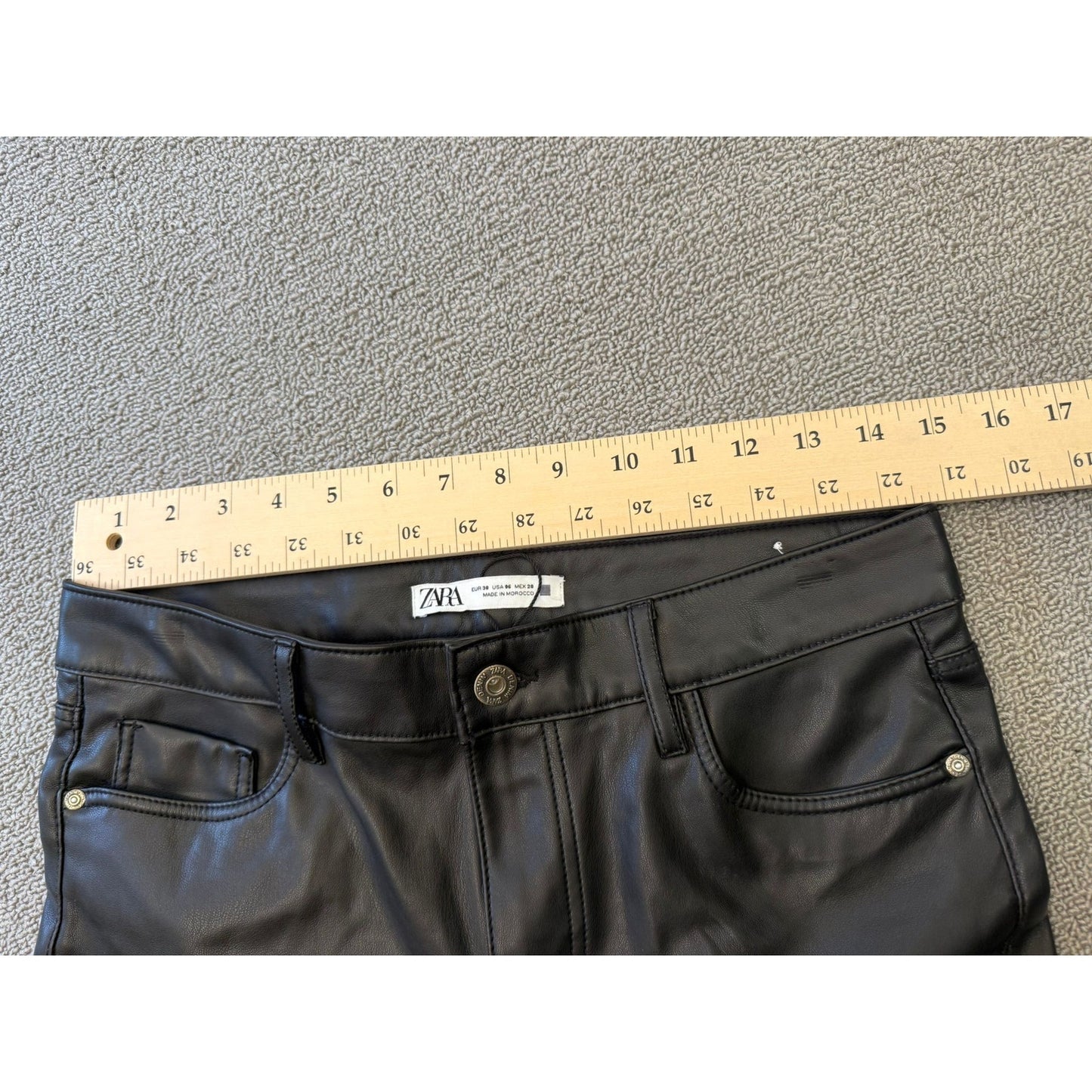 ZARA Women's Size 6 Black Faux Leather Mini Flare Pants