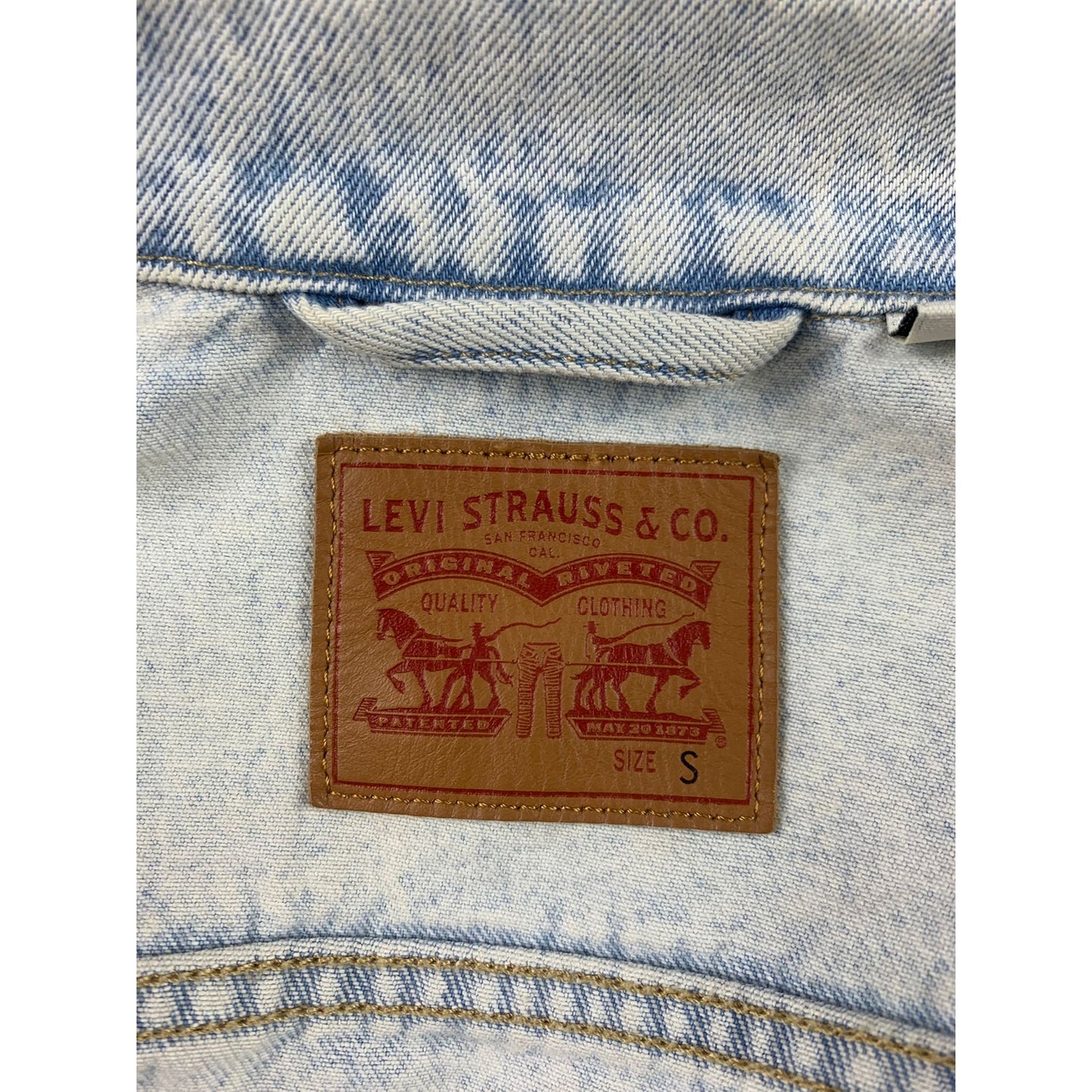 Levis Red Tab Jacket Size S Distressed Western Trucker Denim Washed Jacket