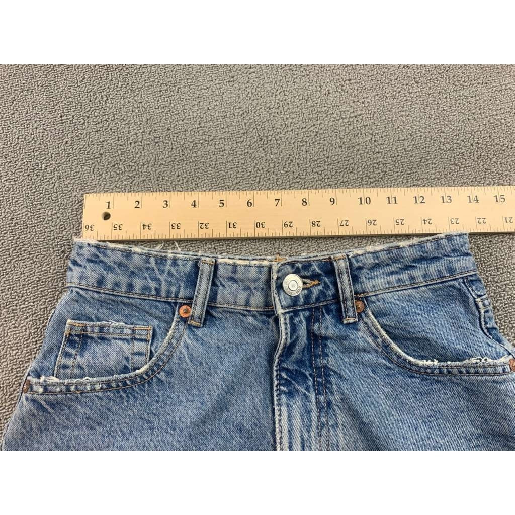 Zara Denim Shorts Women 4 High Rise Light Wash Classic 5 Pocket