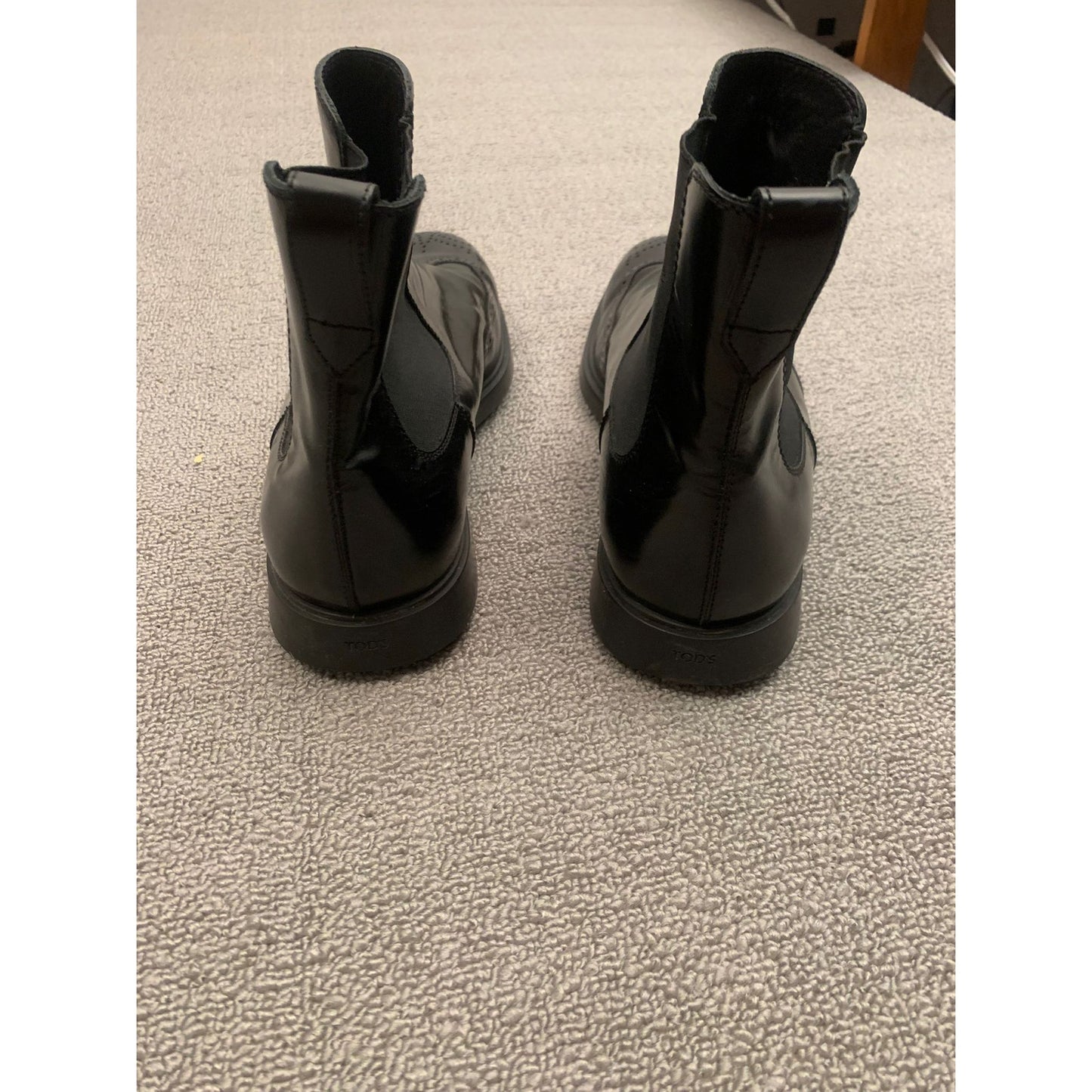 Tod's Men 9 Black Patent Leather Brogue Chelsea Boots