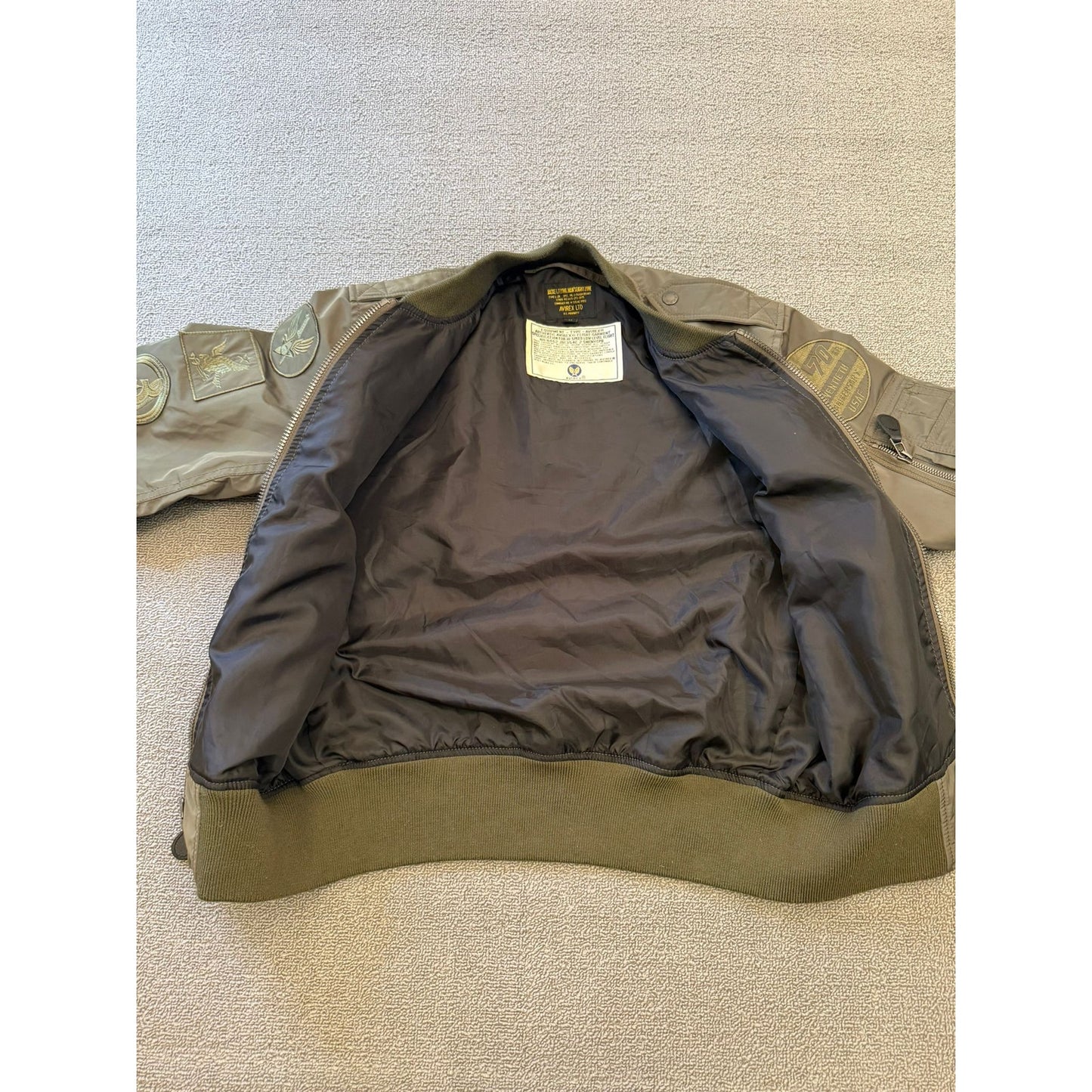 Avirex Men's M Flight Jacket Bomber Military Green Pilot Coat Authentic
