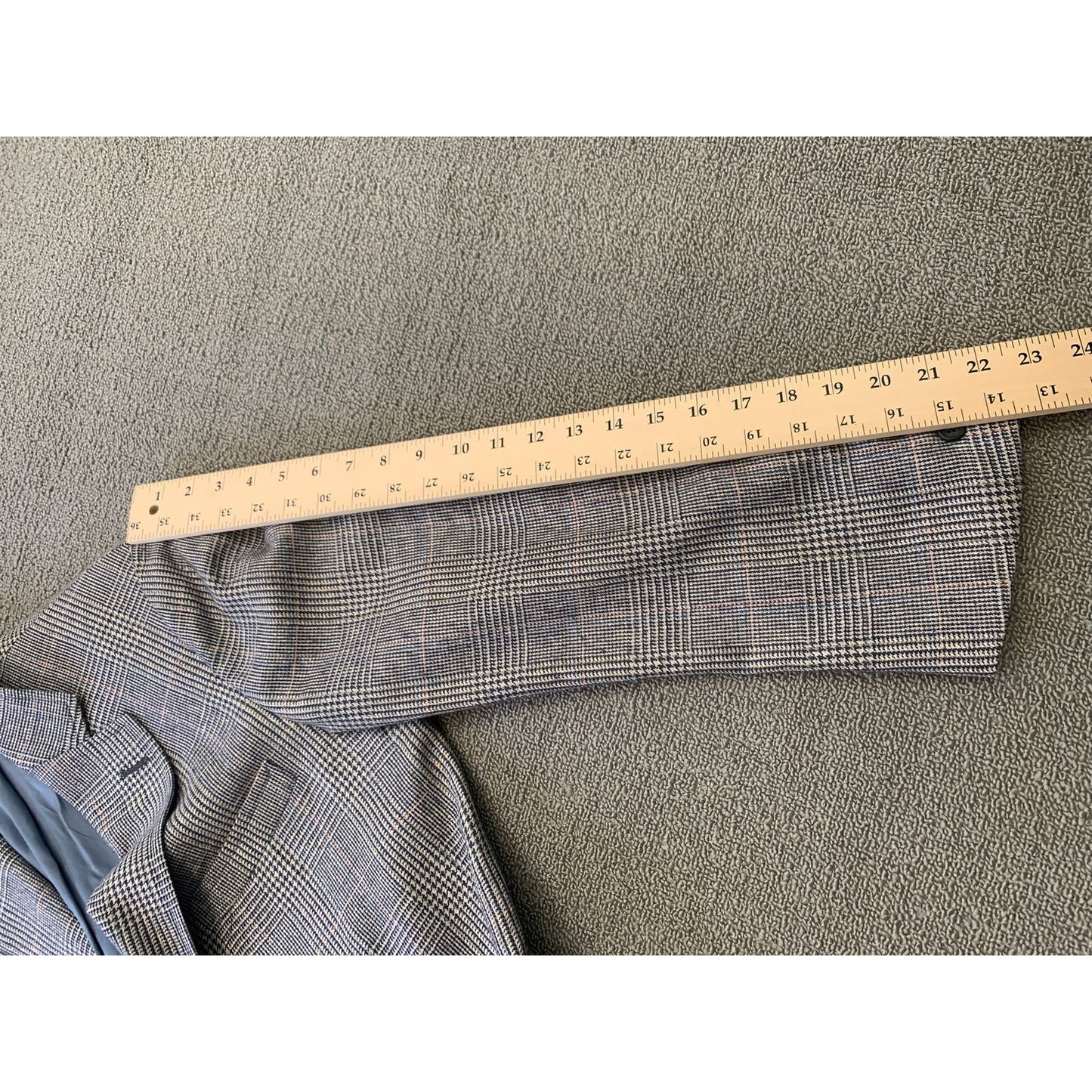 Vintage Brooks Brothers 346 Men's 42R Beige Plaid Wool Sport Coat Blazer