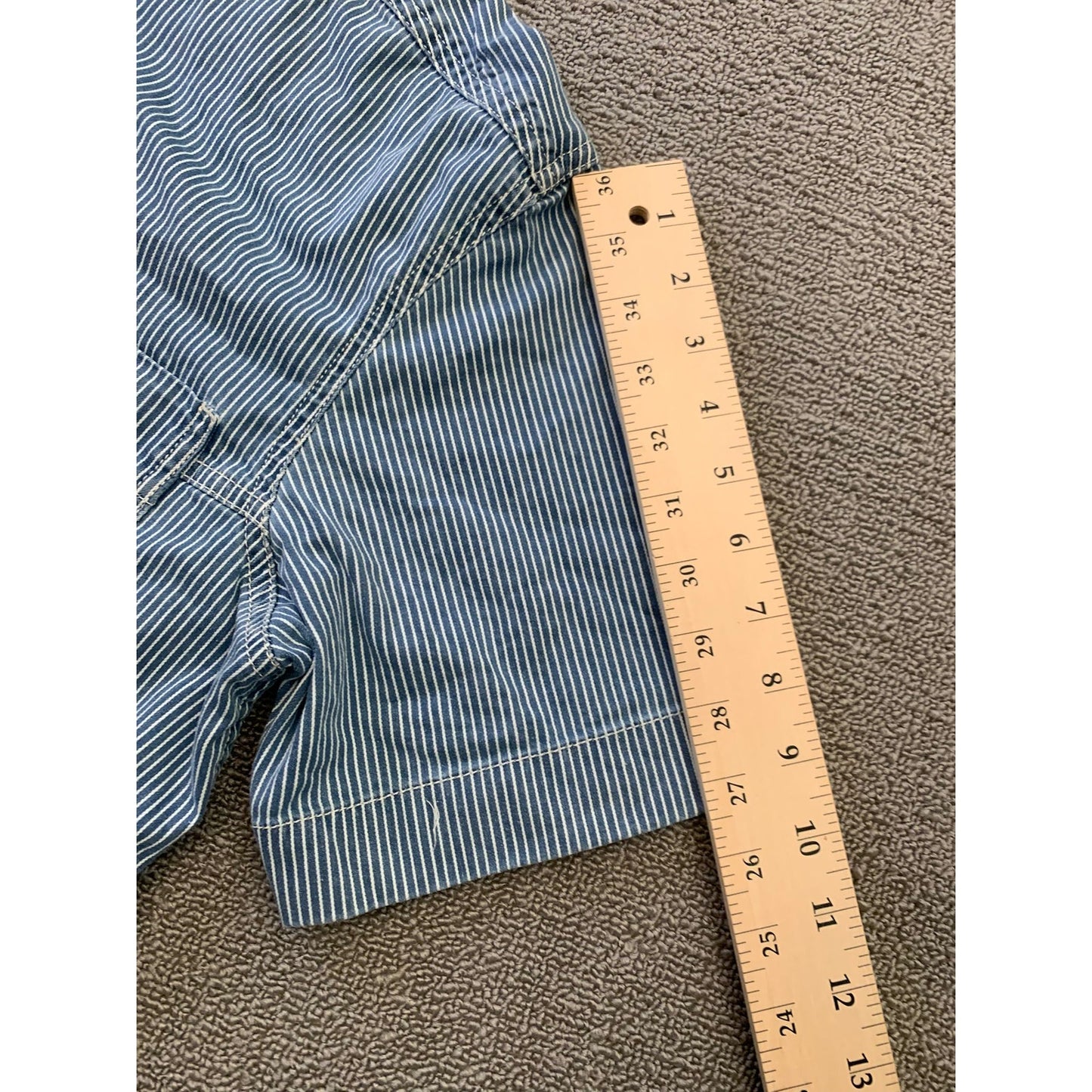 Zara Men's Medium Blue Striped Short Sleeve Button Up Work Shirt