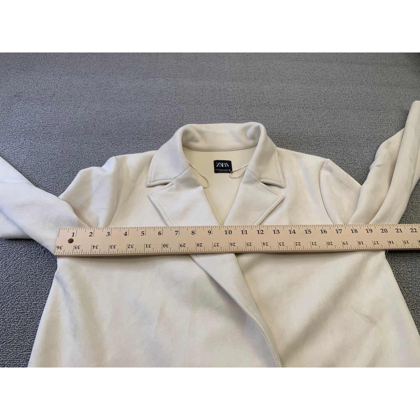 ZARA Women's Medium Cream White Long lapel Coat