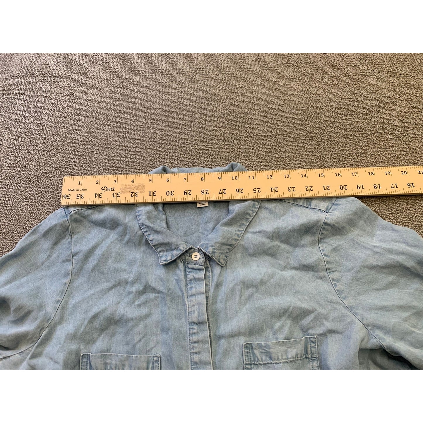 SPLENDID Women Large Blue Denim Button Up Shirt