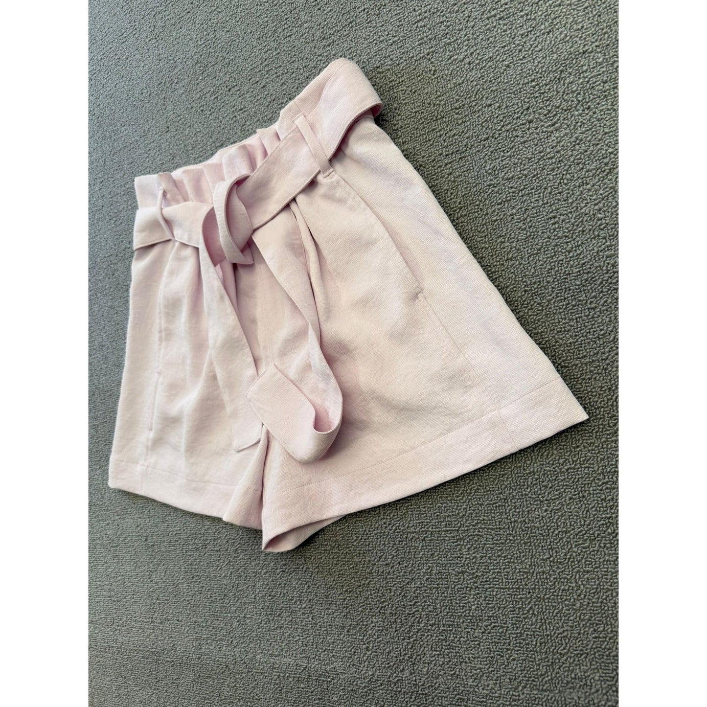 Aritzia Wilfred Women's Size 2 Pink Paper Bag Waist Shorts Belted Summer Casual