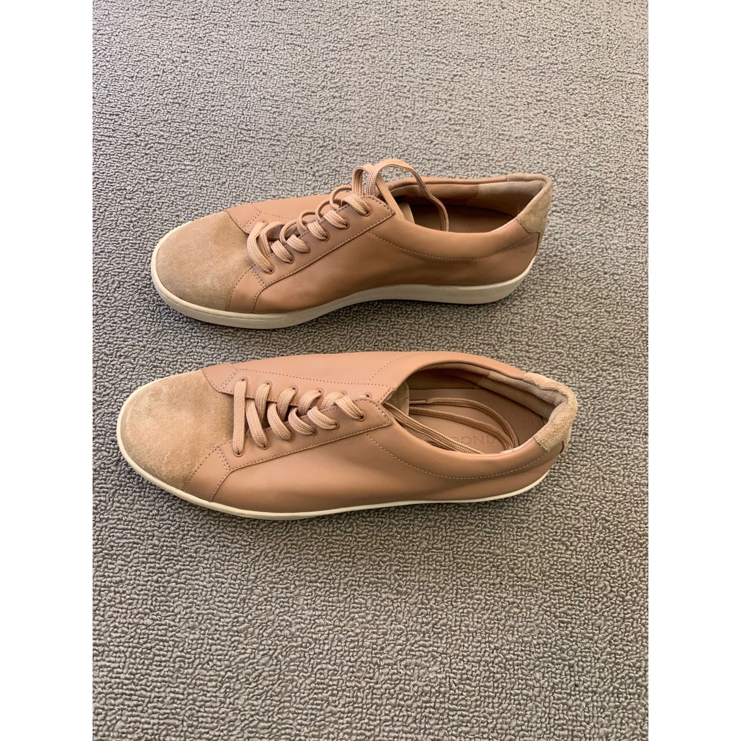 VINCE Women 7 Janna Suede Leather Low Top Lace Up Sneaker