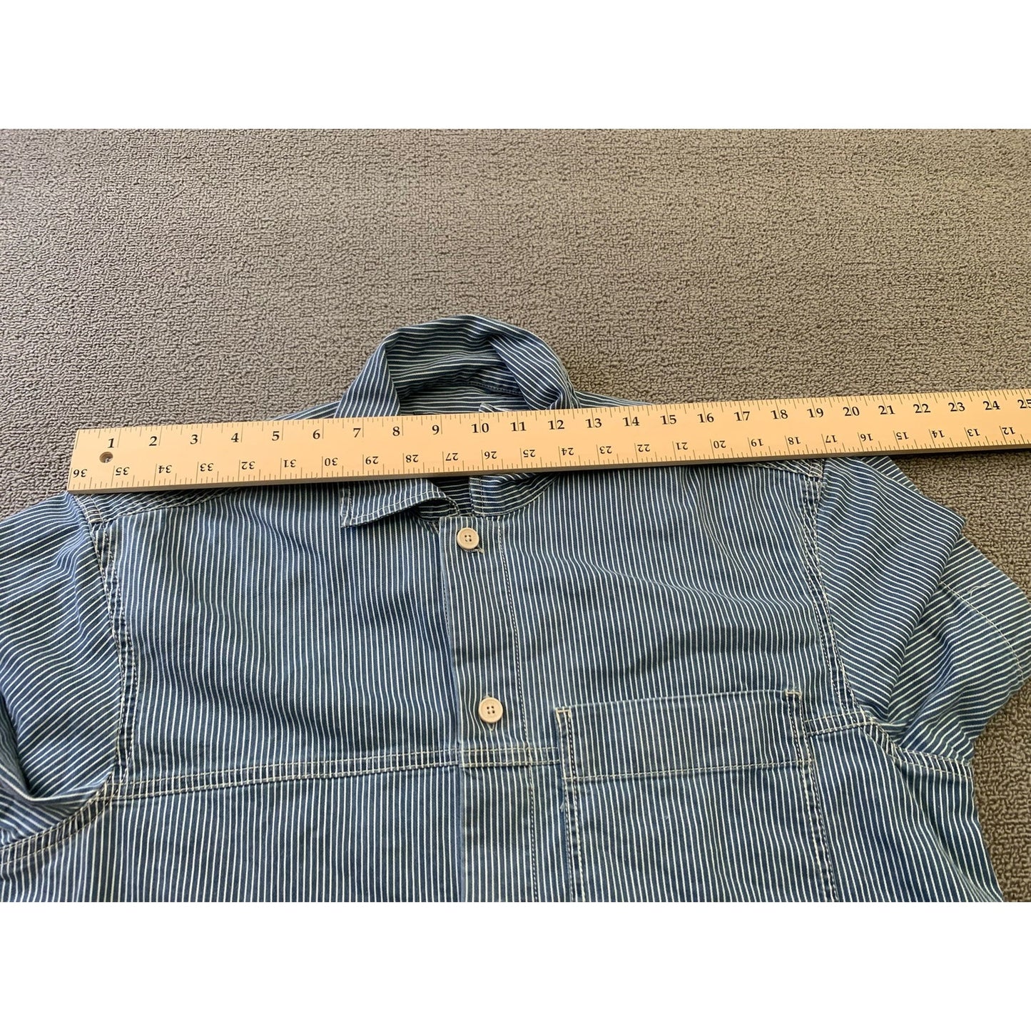 Zara Men's Medium Blue Striped Short Sleeve Button Up Work Shirt