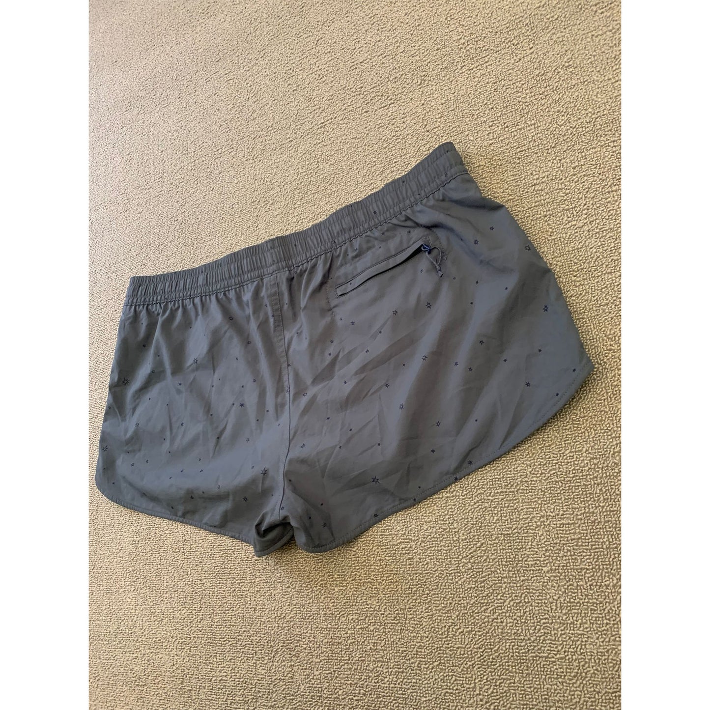 Patagonia Women's XL Gray Running Shorts With Star Print