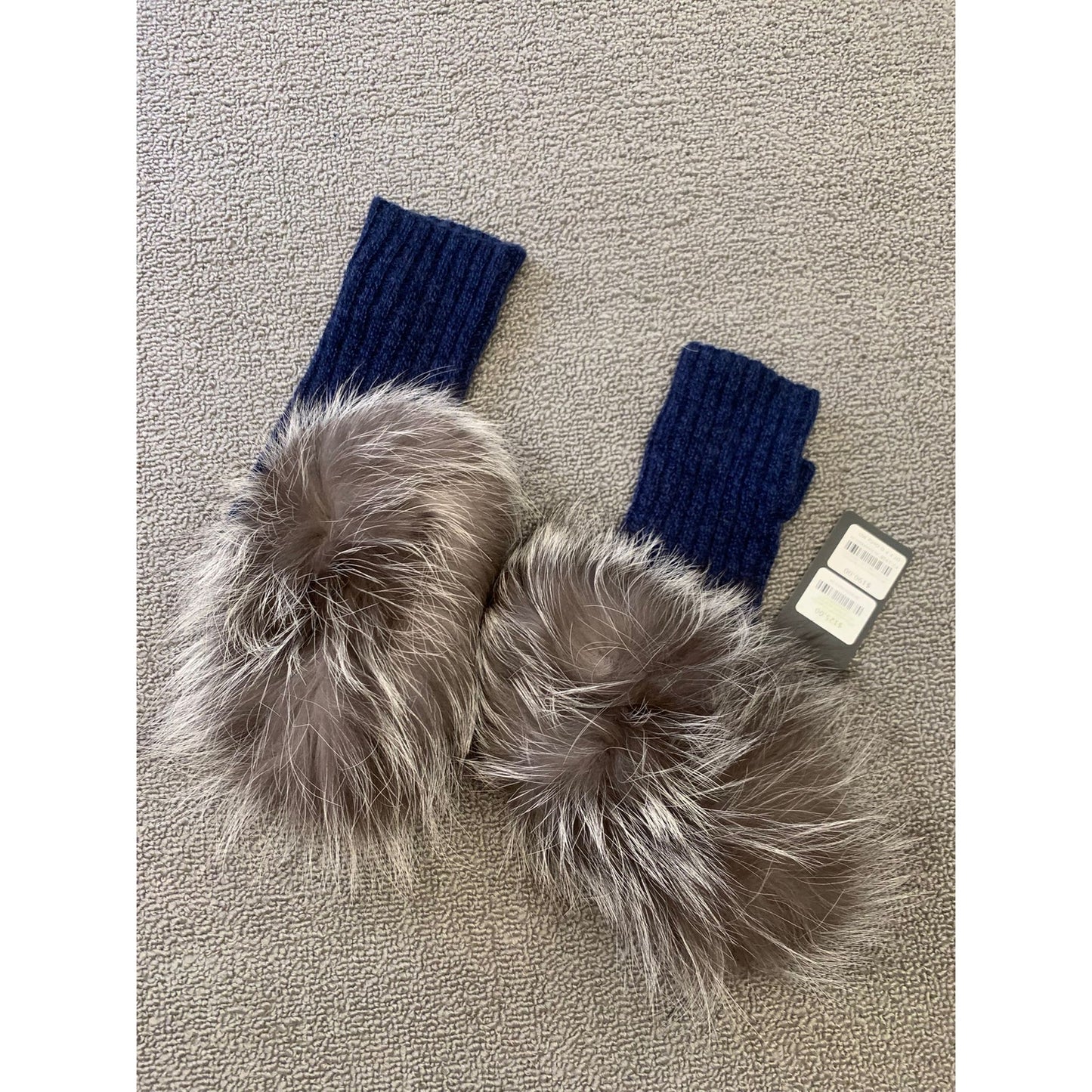Zoe Couture Women One Size Blue Cashmere Gloves NWT