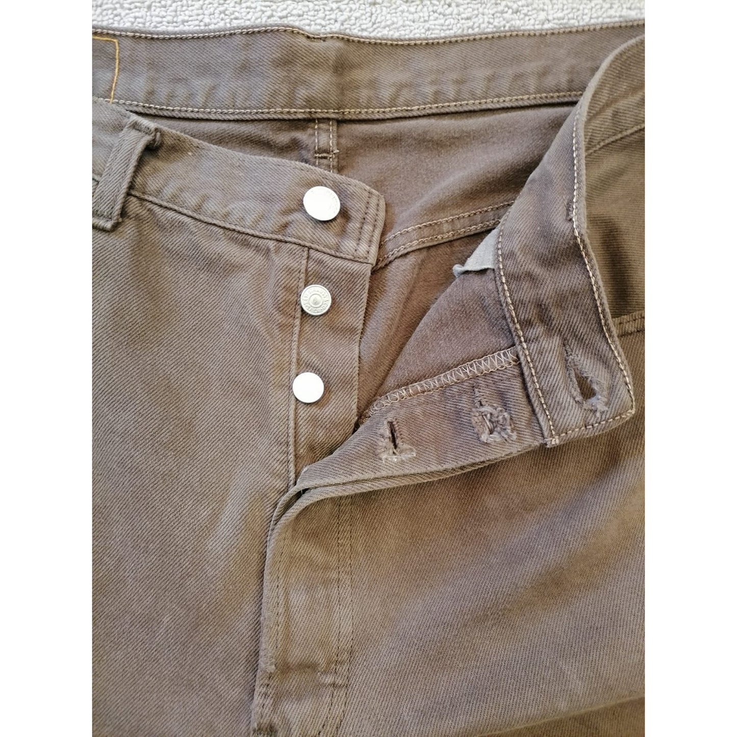 Levi's Men's Waist Size W38 L36 Brown Jeans Classic Fit Durable Comfort & Style.