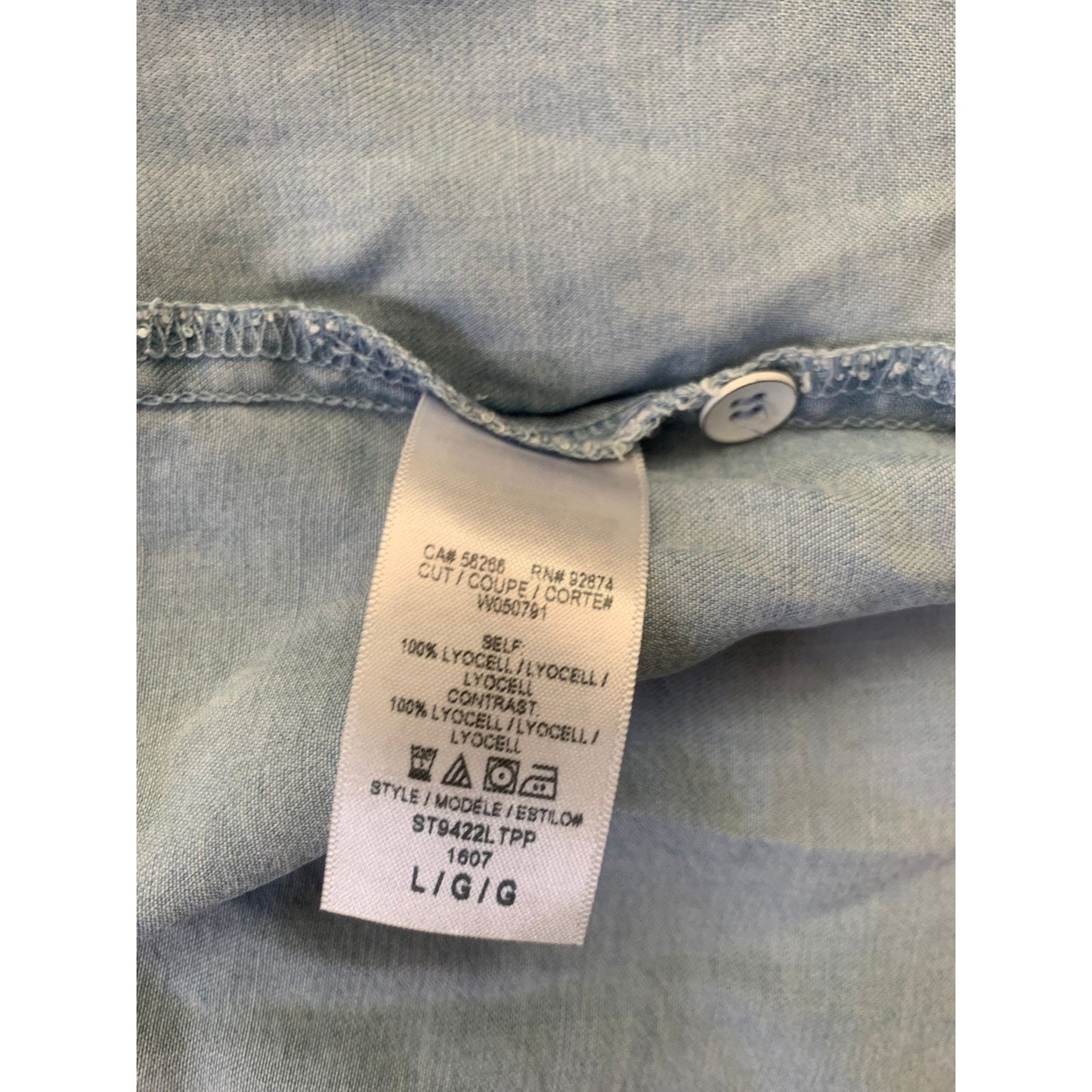 SPLENDID Women Large Blue Denim Button Up Shirt