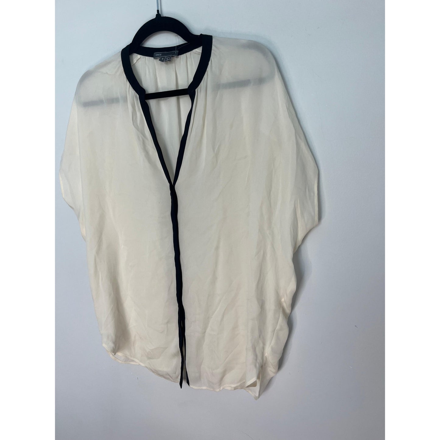 Vince Blouse Women Small Ivory Black Silk V Neck Contrast Trim Short Sleeve